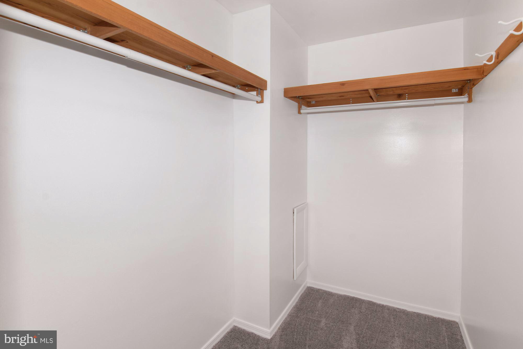 THE PROVINCES - Residential