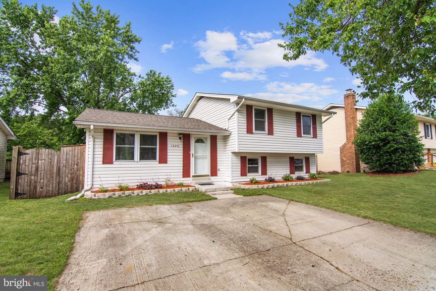 This is it, the home you've been waiting for! Welcome to this attractive & well-maintained 3BR 2BA split level offering everything you need to make it your own.  Move-in ready with fresh paint and new carpet. Newer roof -- approx 7 years -- and appliances are a plus. Good-size back yard with fire pit offers outdoor entertaining and space for playing/gardening.  Easy commute to Baltimore/Washington.  1-year HMS Warranty for peace of mind.