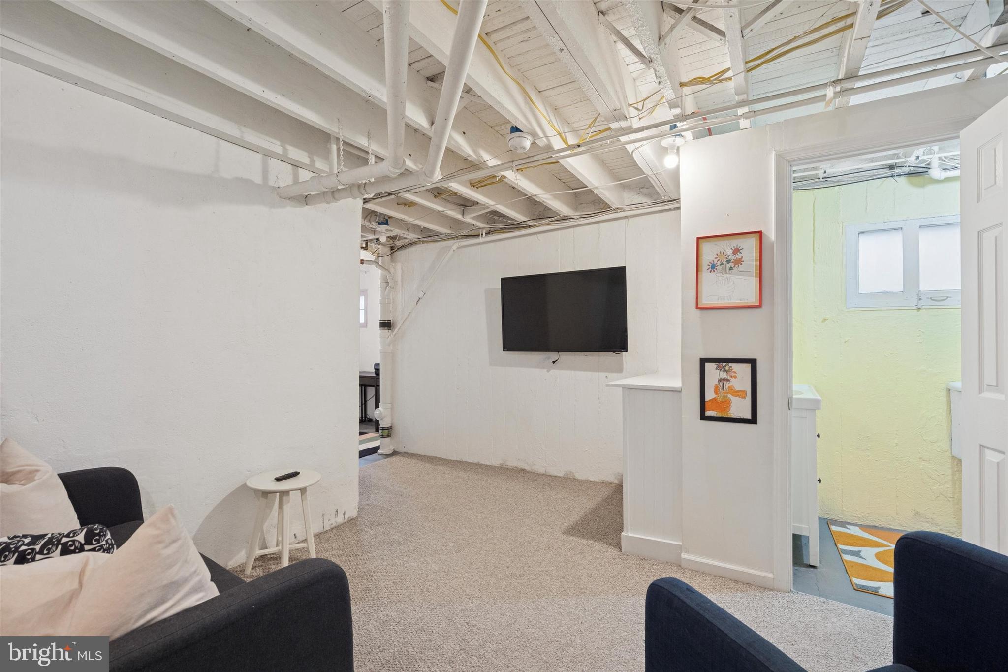 ARDMORE CROSSING - Residential