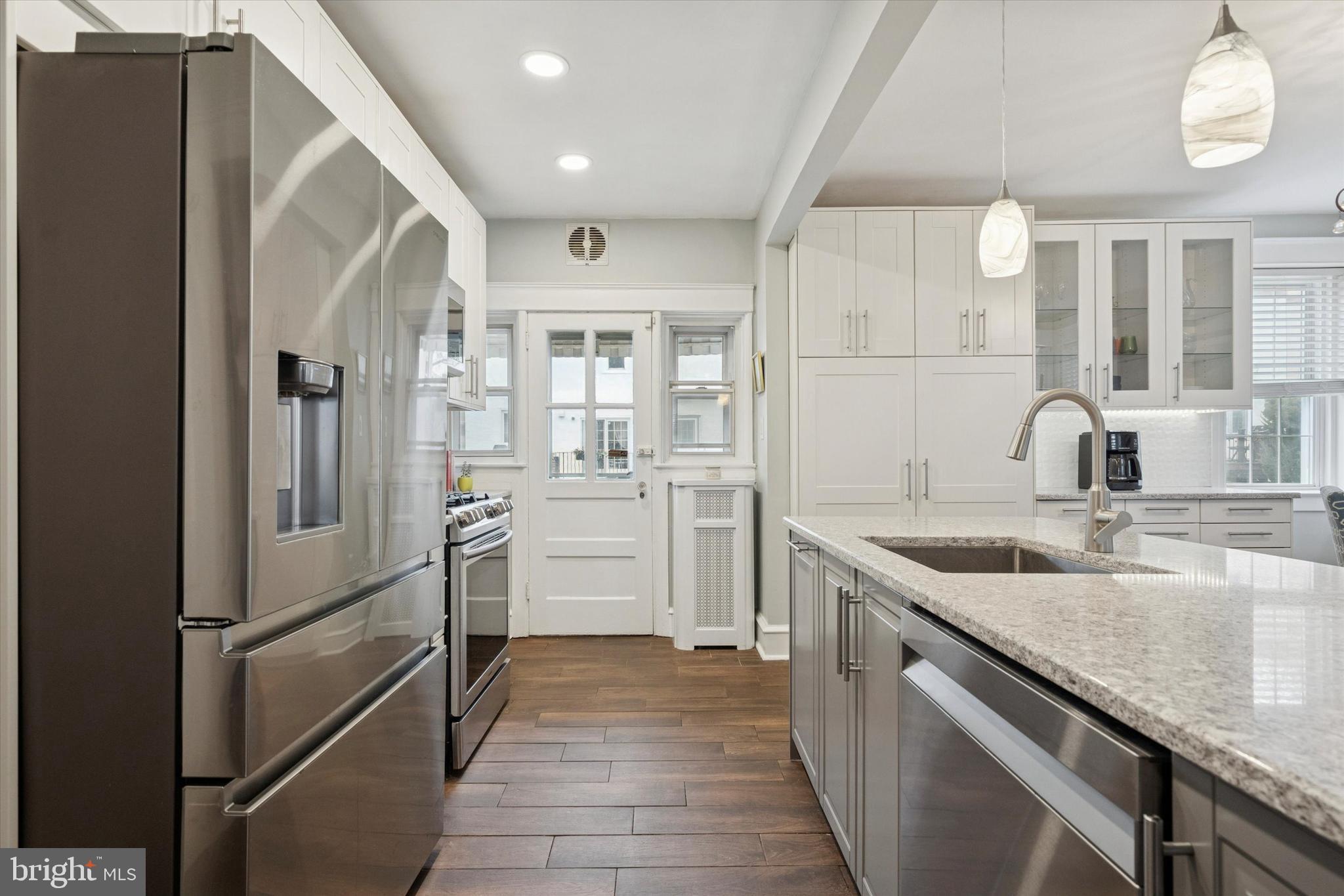 ARDMORE CROSSING - Residential