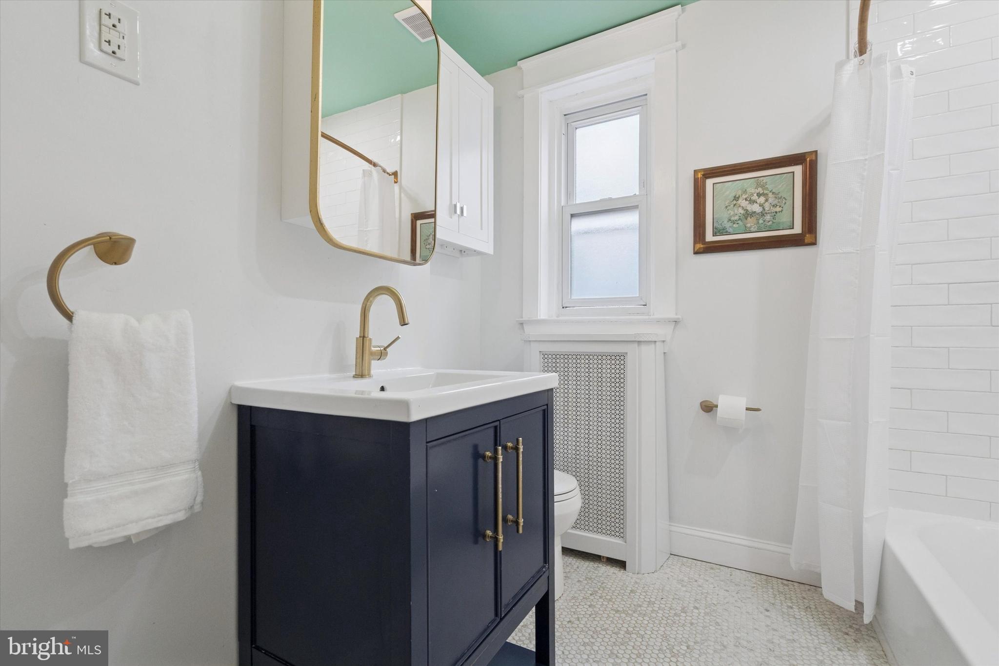 ARDMORE CROSSING - Residential