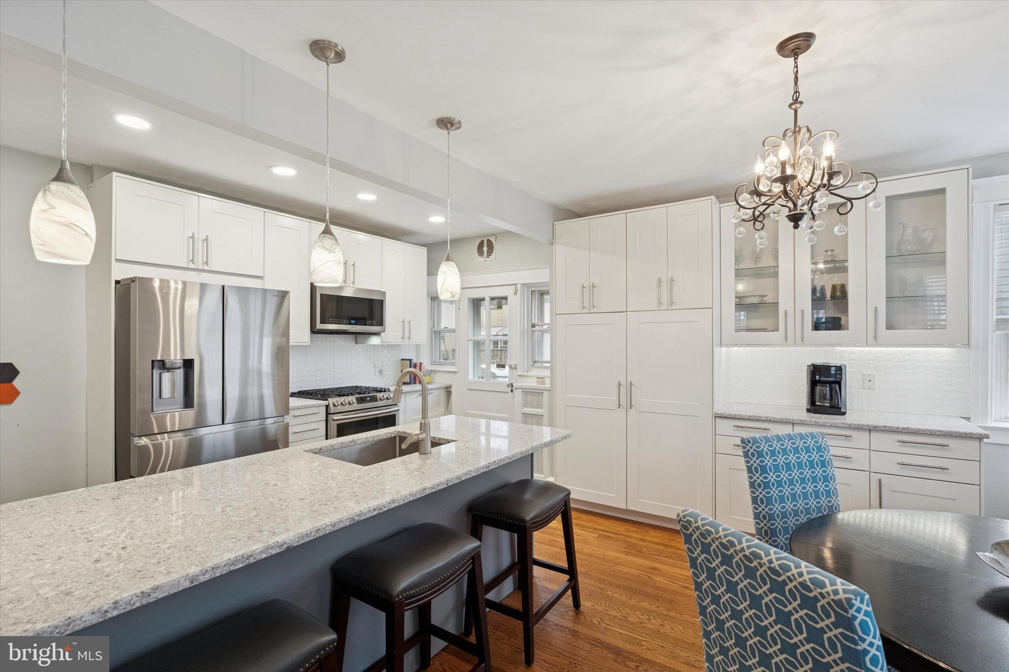 ARDMORE CROSSING - Residential