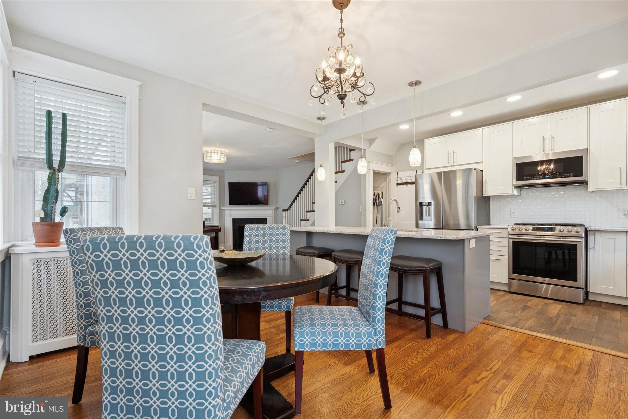 ARDMORE CROSSING - Residential