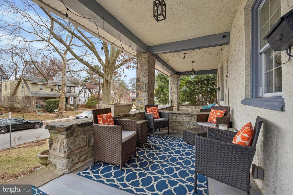 Photo of 28 Chatham Road, ARDMORE, PA 19003 (MLS # PAMC2163138)