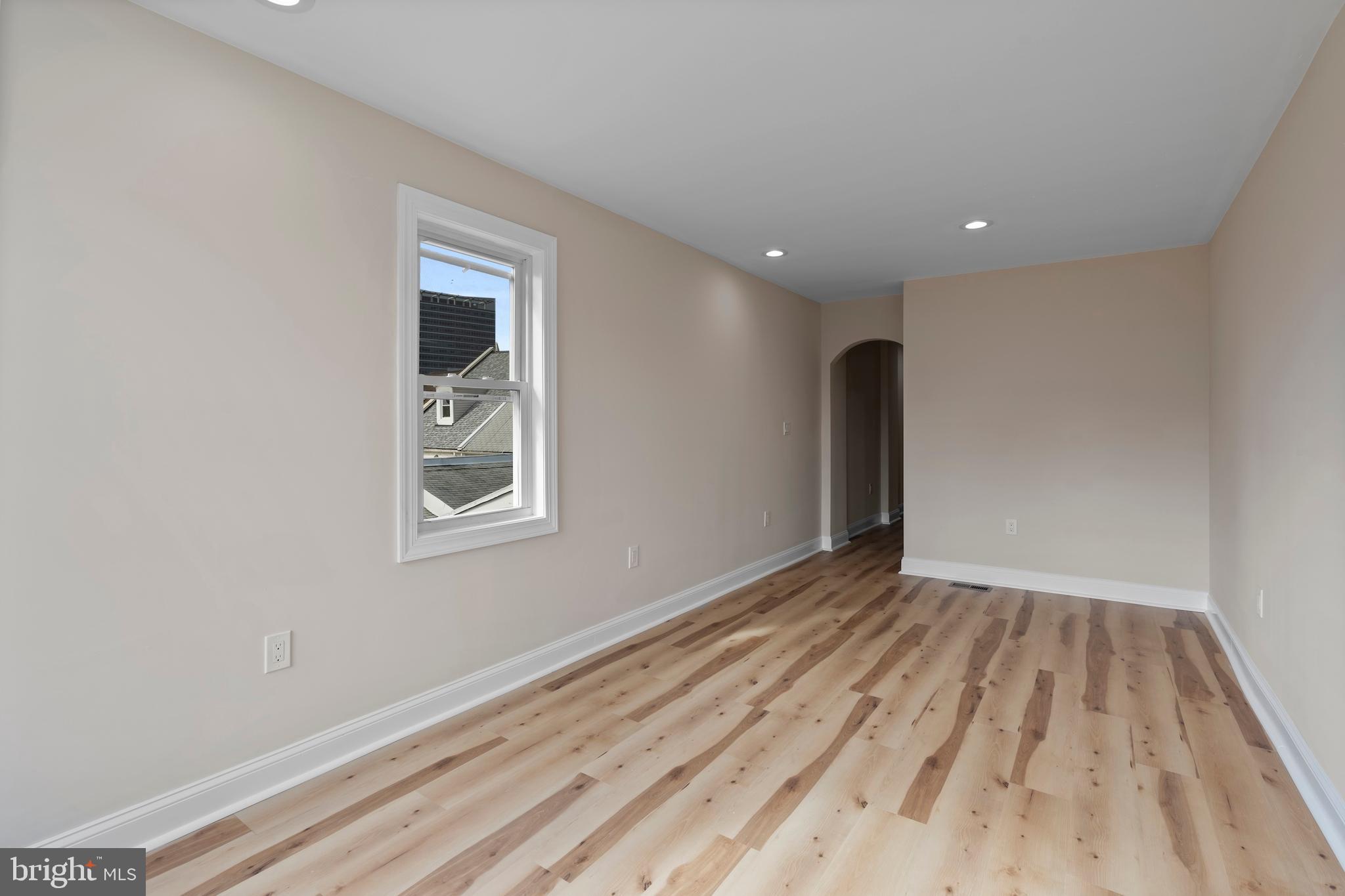 LITTLE ITALY - Residential Lease