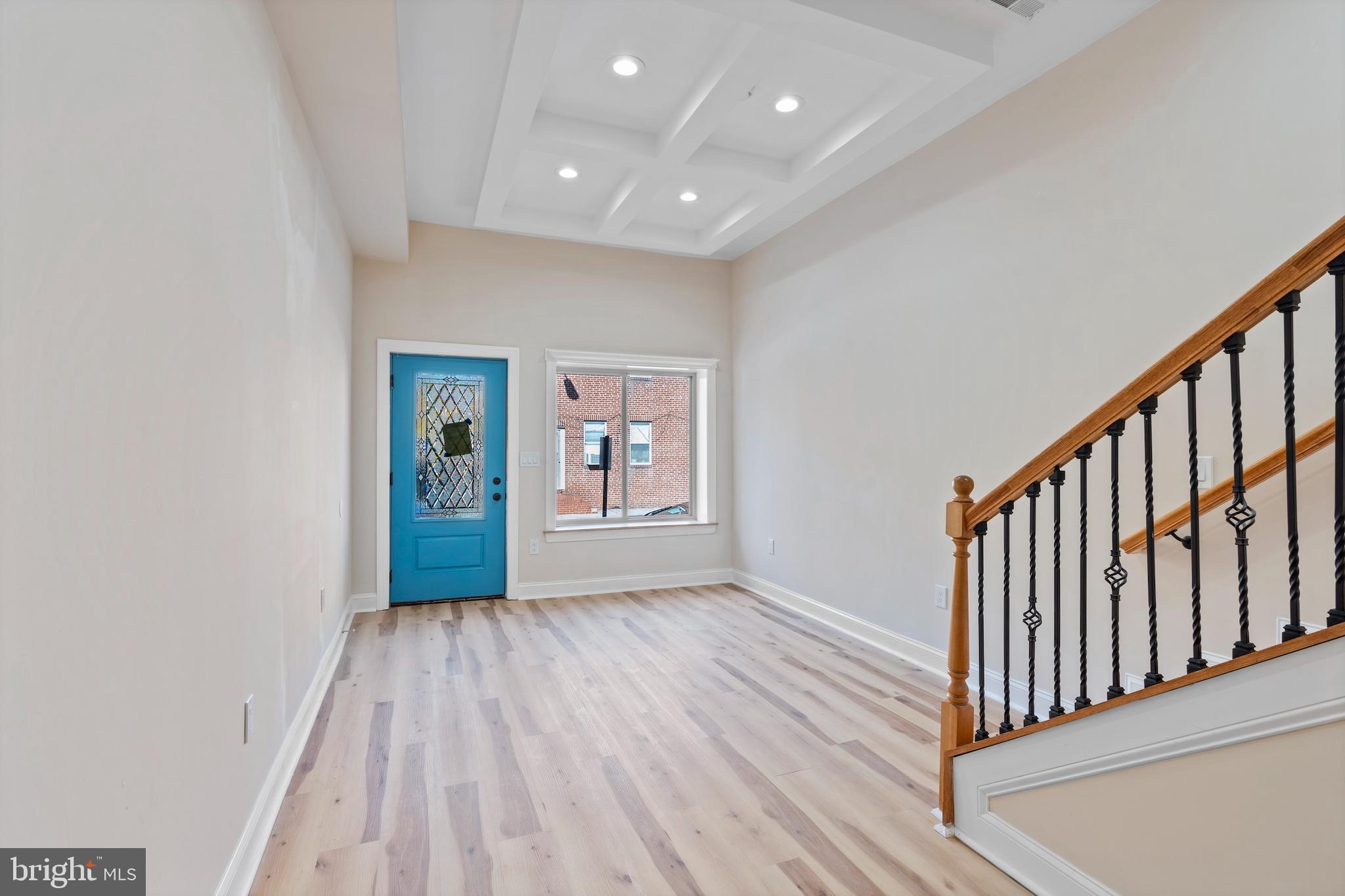 LITTLE ITALY - Residential Lease