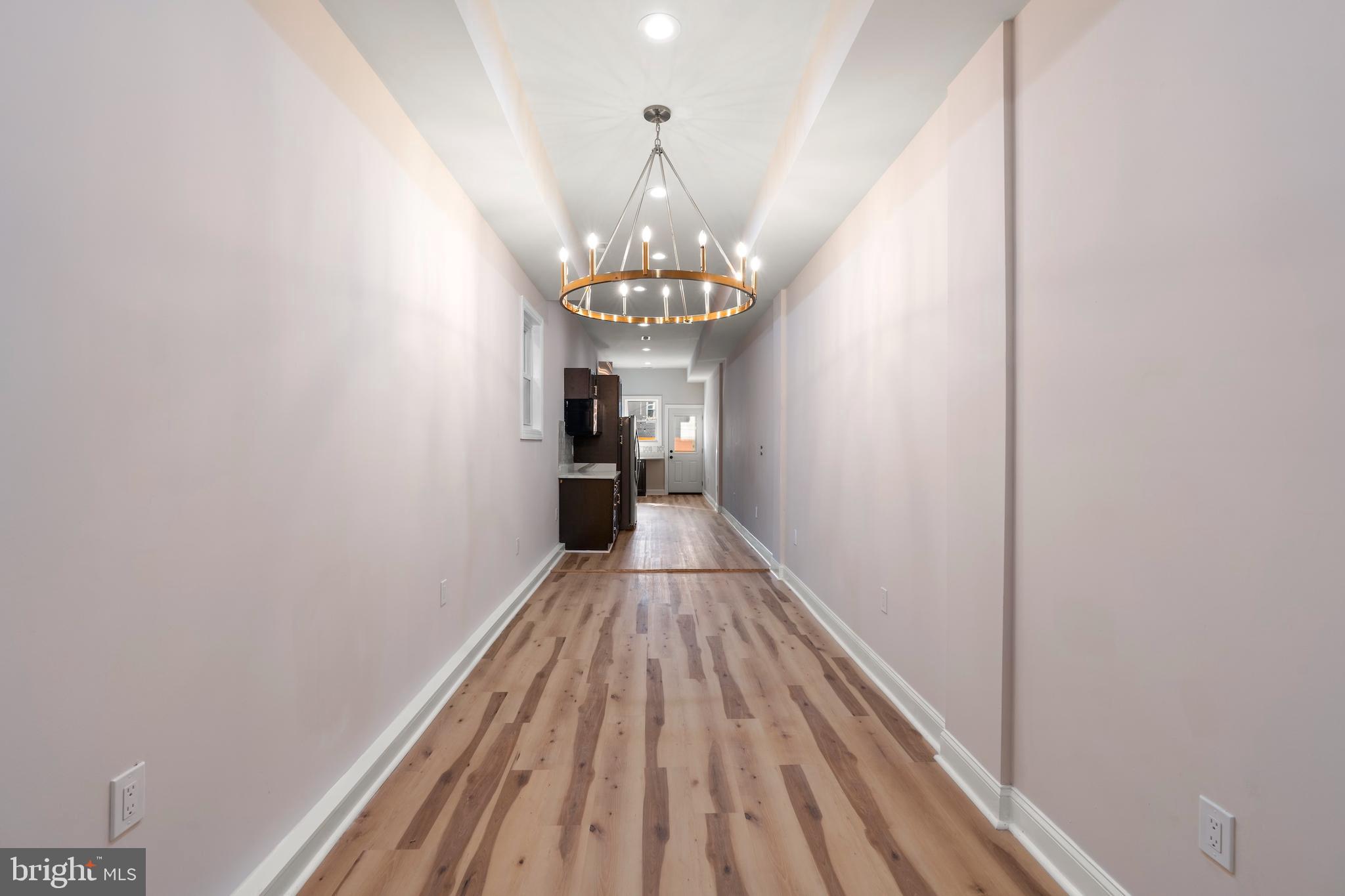 LITTLE ITALY - Residential Lease