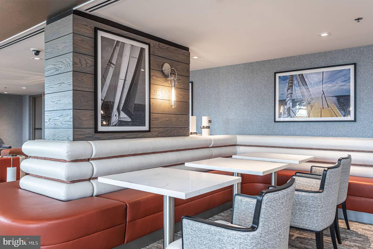 DOCKSIDE CONDOMINIUM - Residential