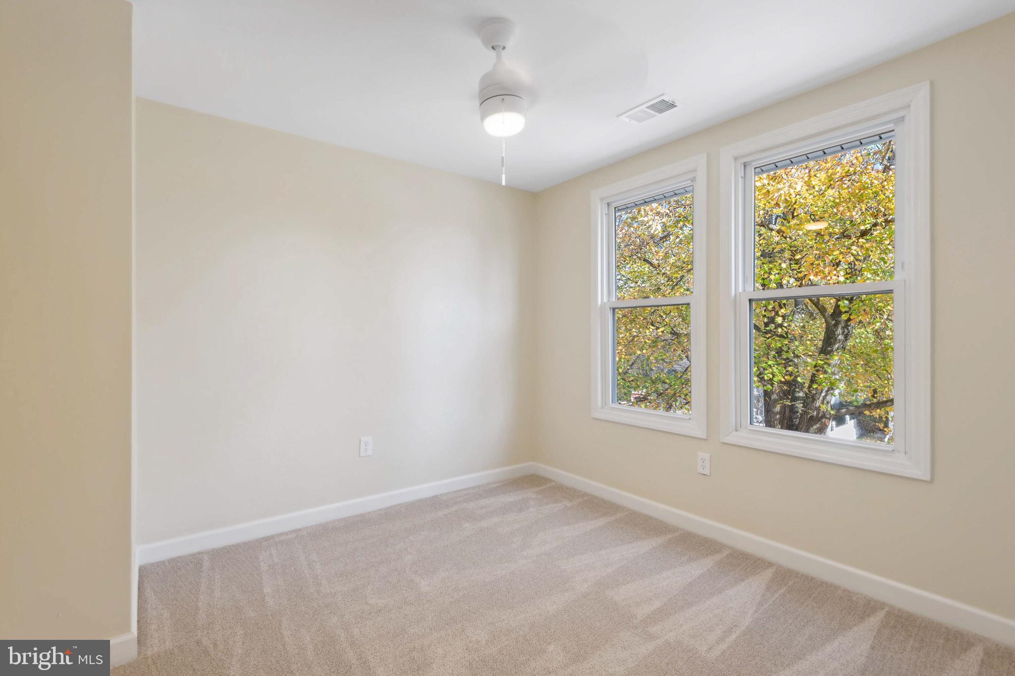 DOUGLAS PARK - Residential