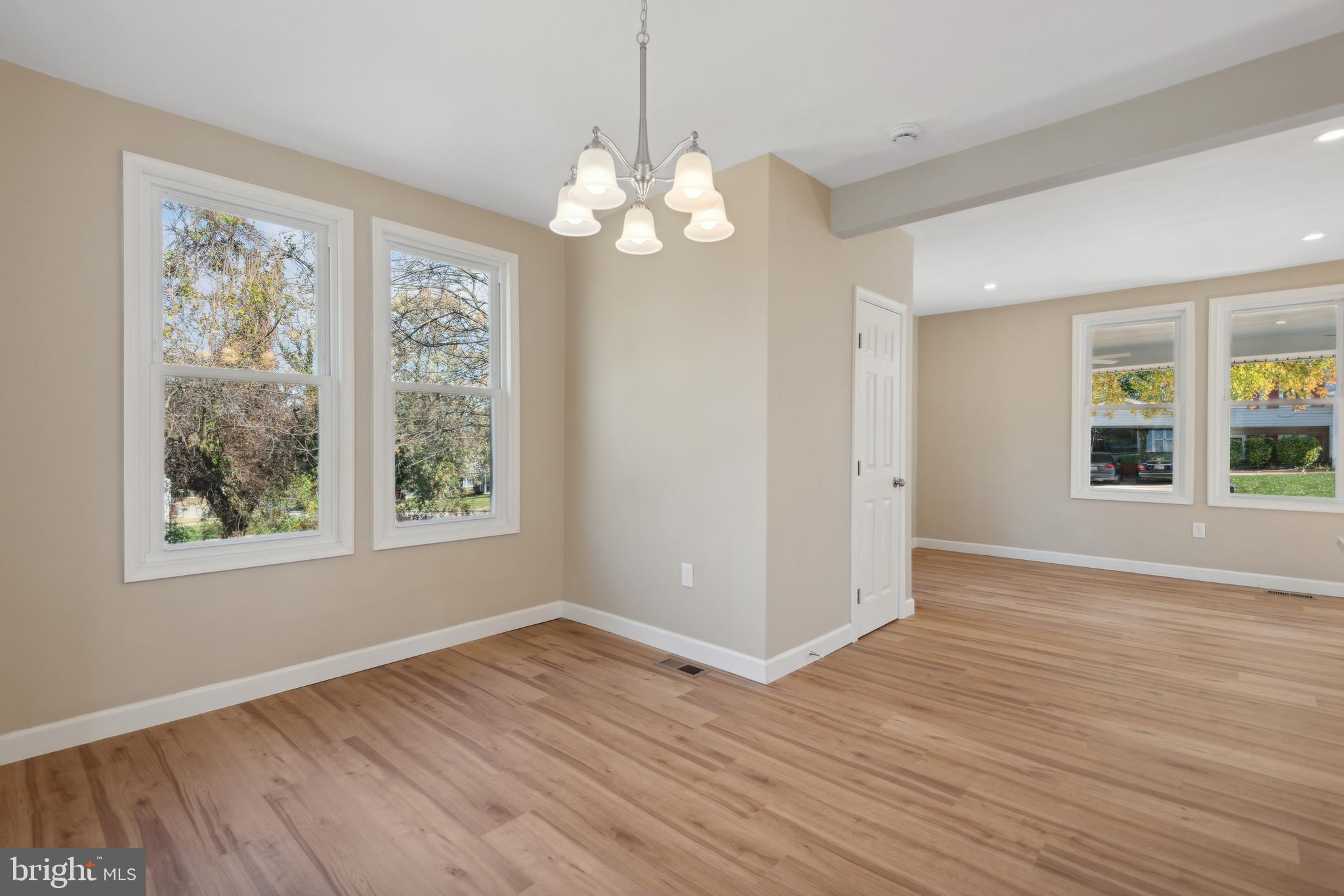 DOUGLAS PARK - Residential