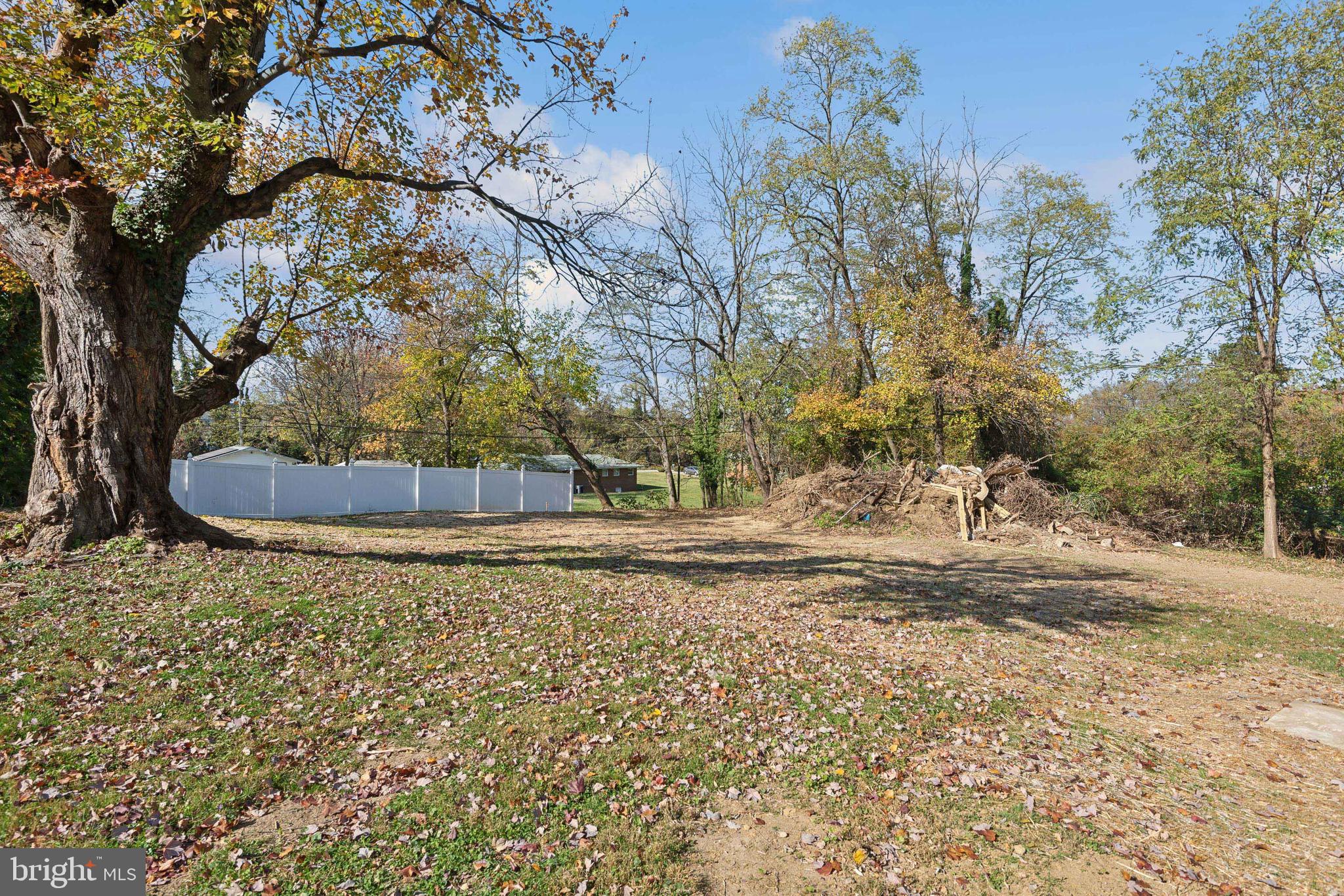 DOUGLAS PARK - Residential