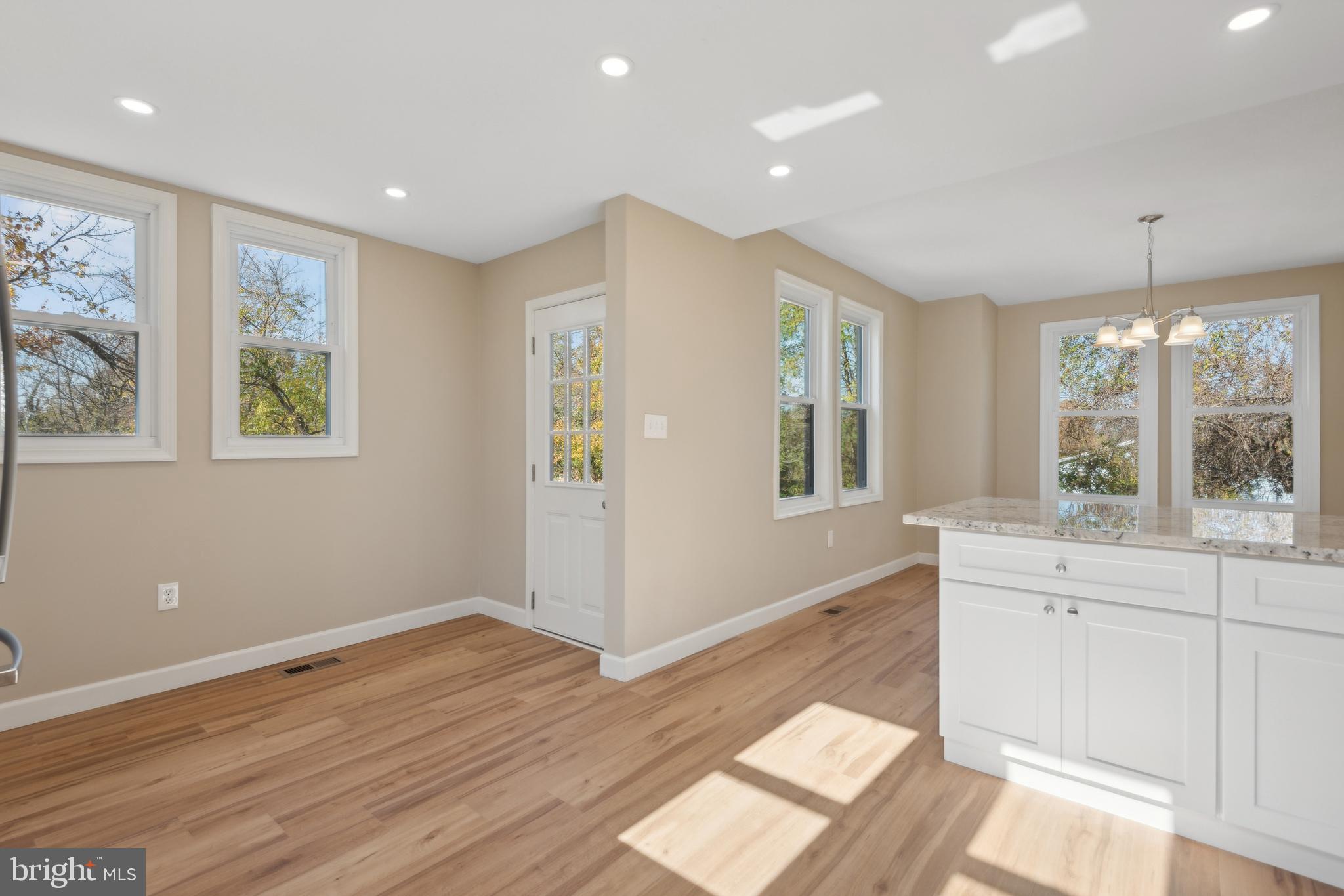 DOUGLAS PARK - Residential