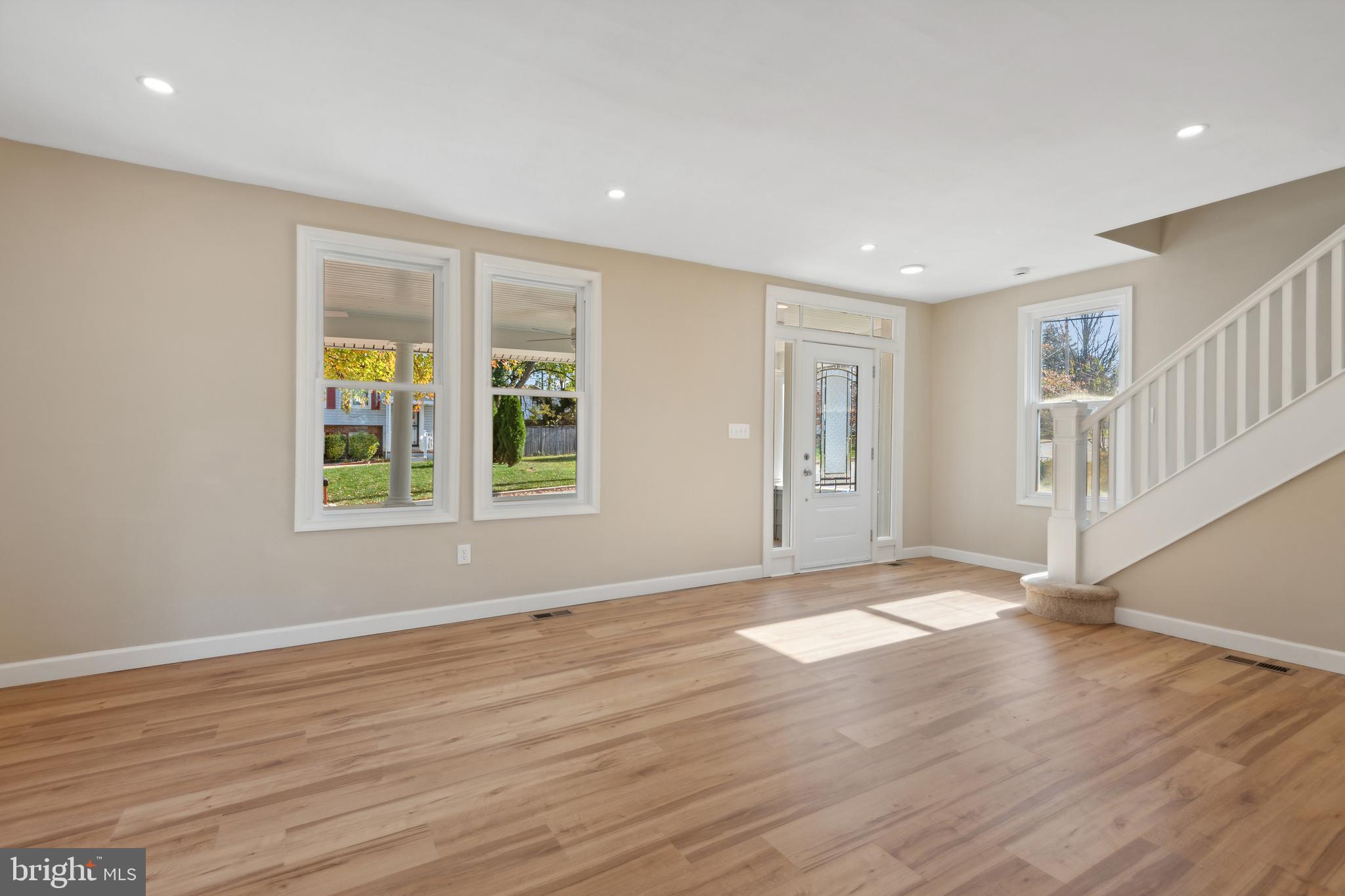 DOUGLAS PARK - Residential