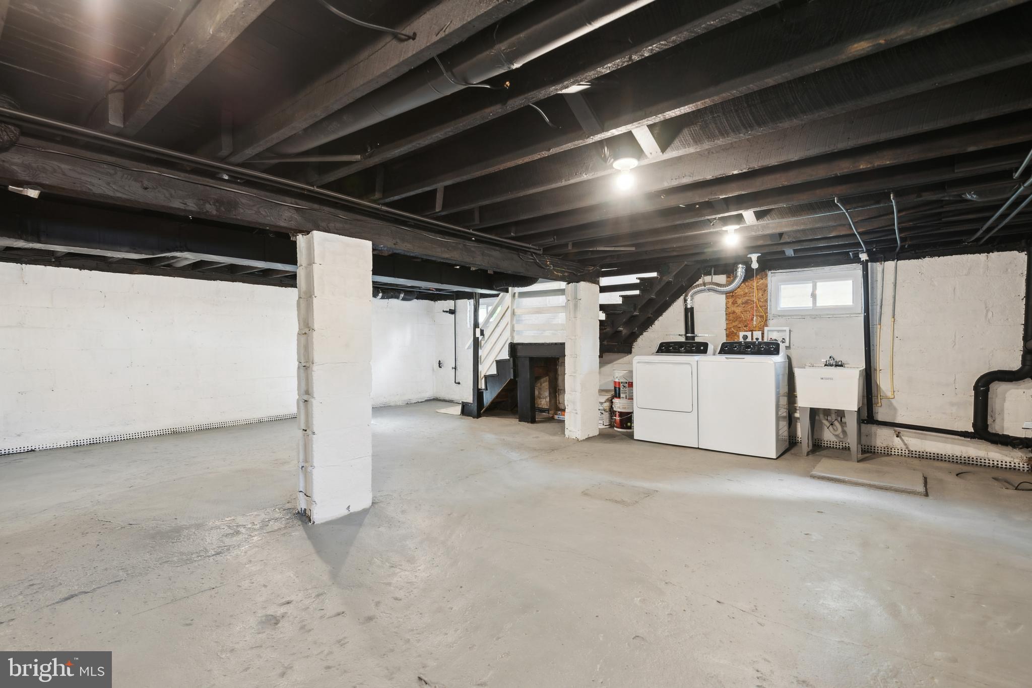 DOUGLAS PARK - Residential