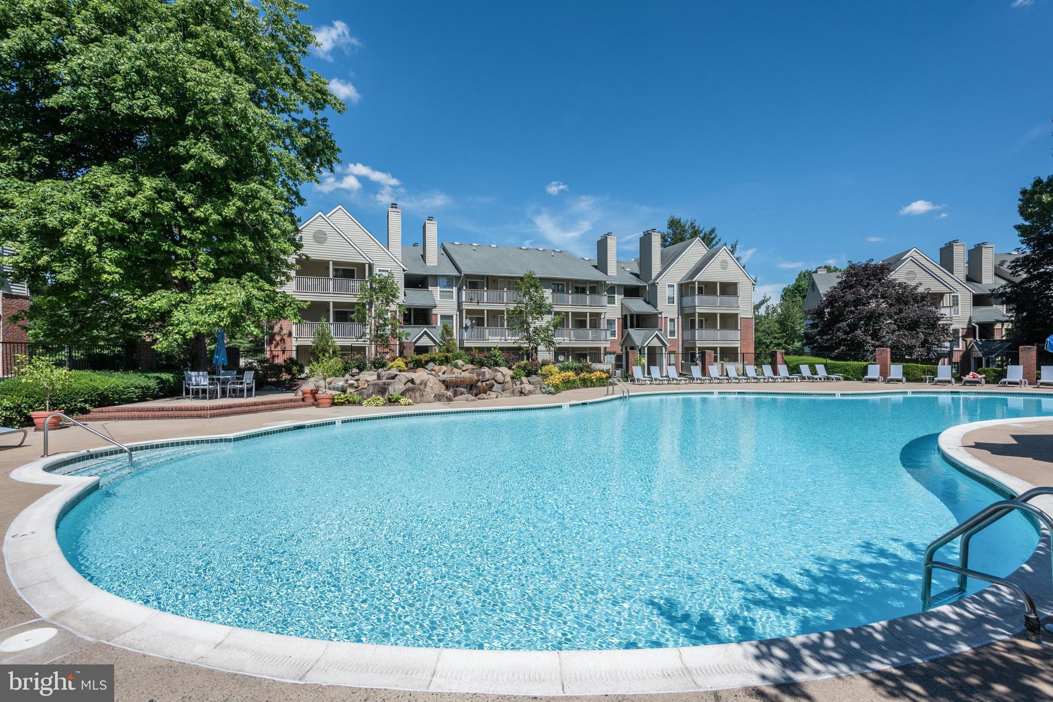 PENDERBROOK - Residential