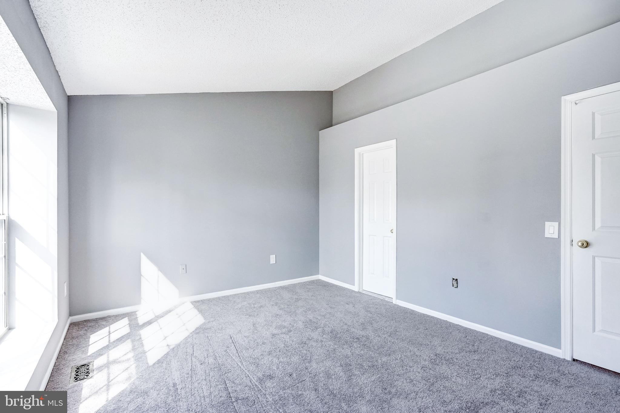 PENDERBROOK - Residential