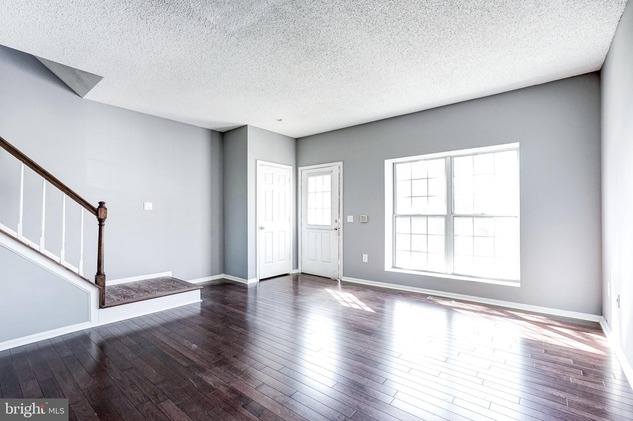 PENDERBROOK - Residential