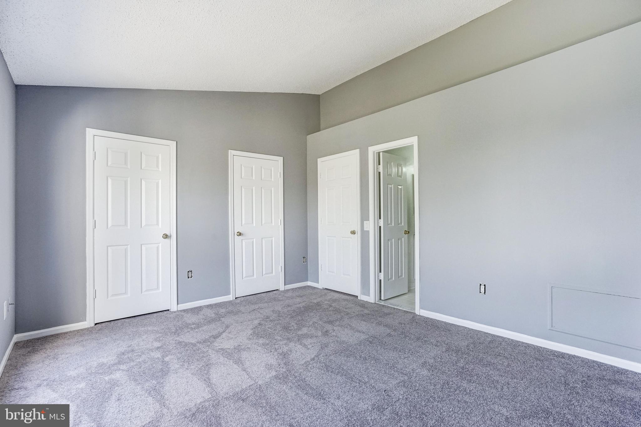 PENDERBROOK - Residential