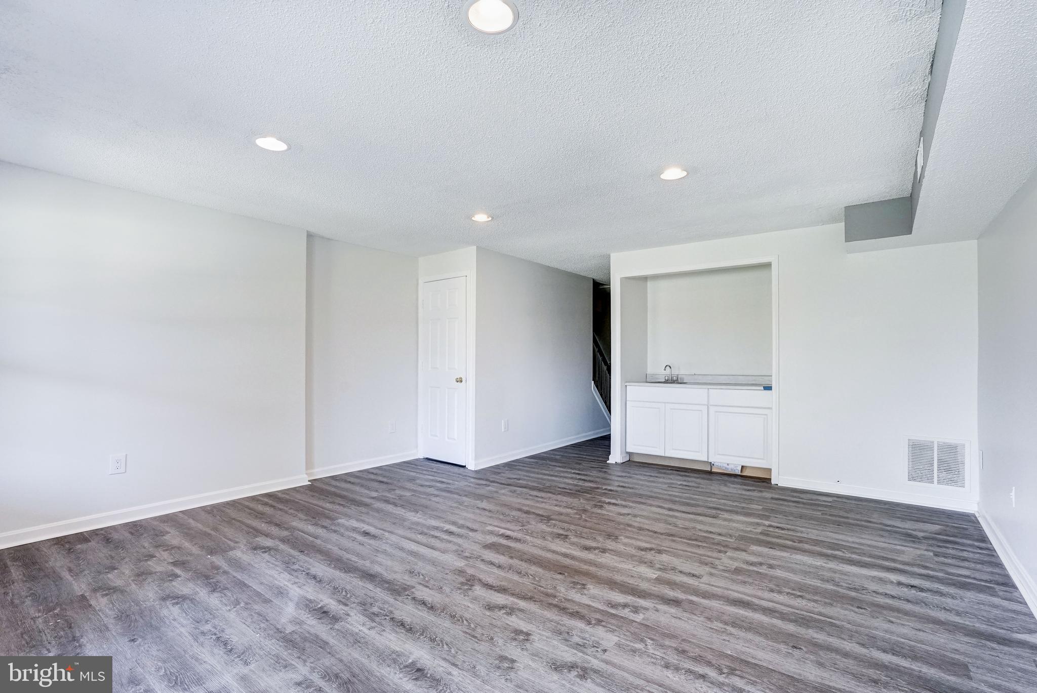 PENDERBROOK - Residential