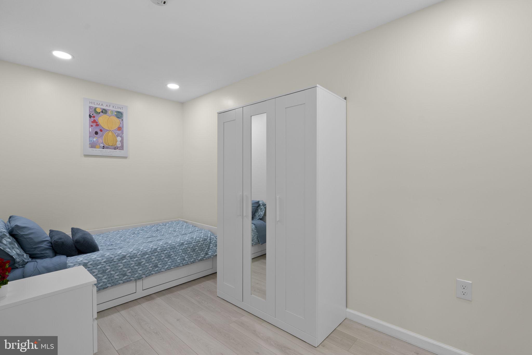 INVERNESS FOREST - Residential