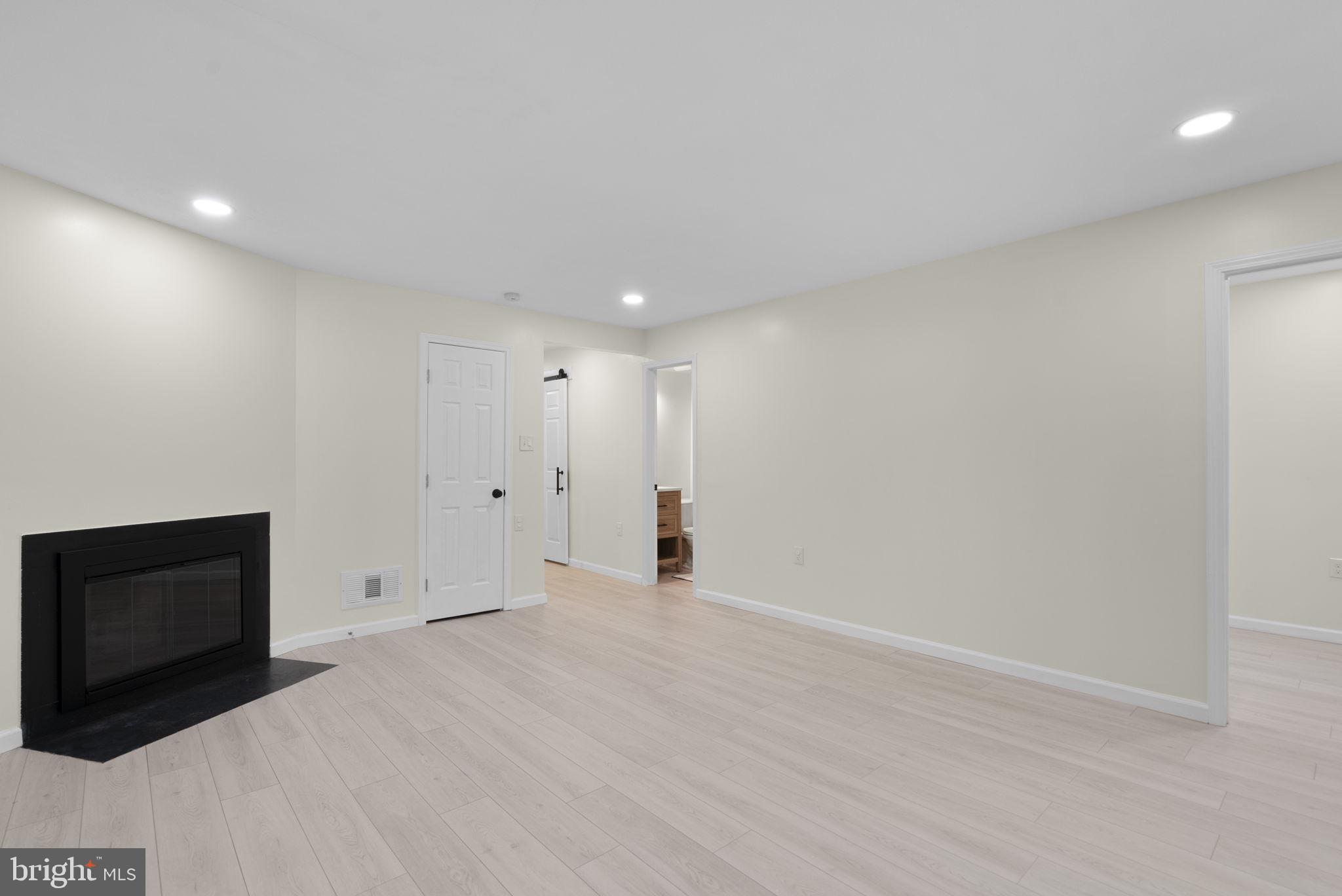 INVERNESS FOREST - Residential