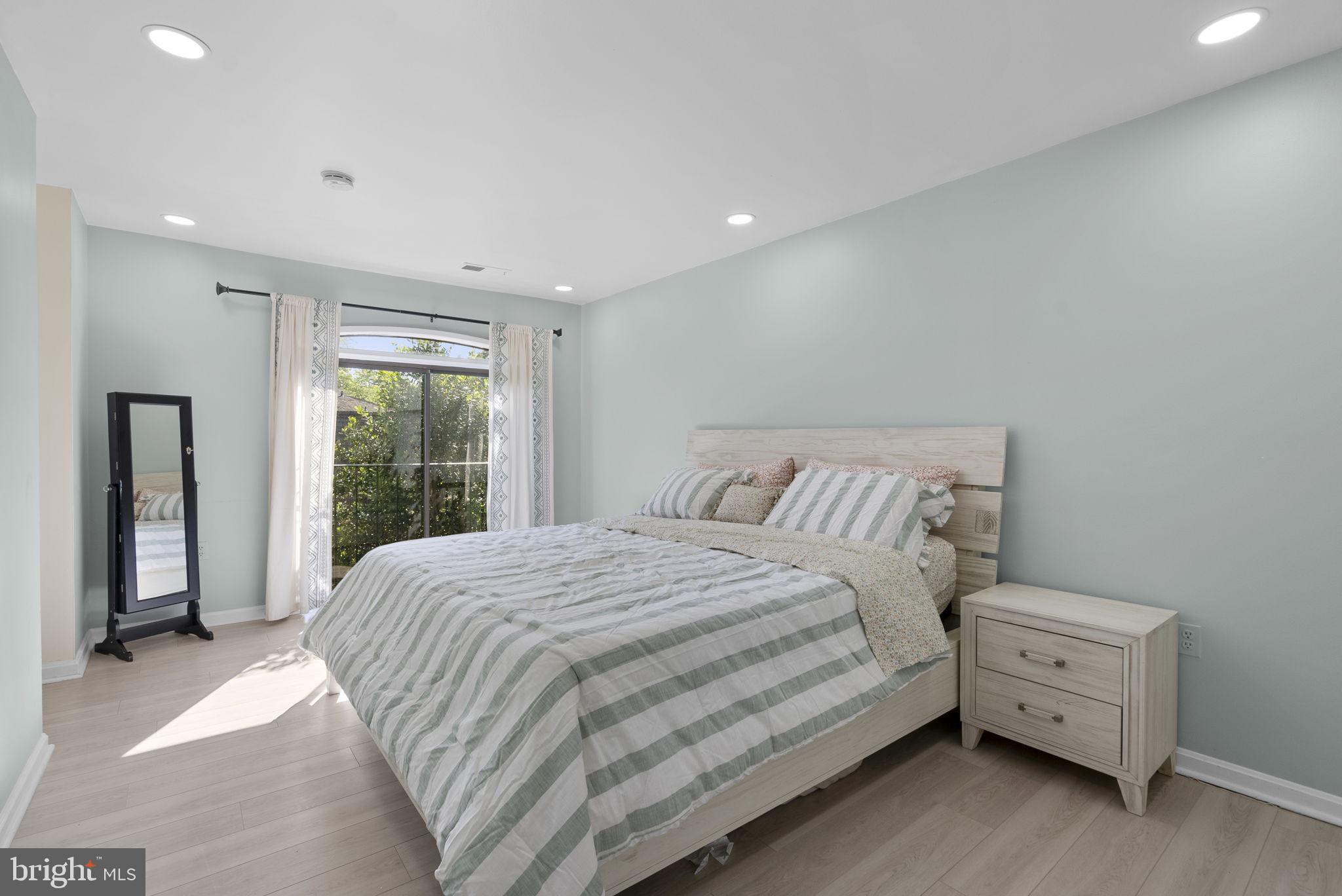 INVERNESS FOREST - Residential