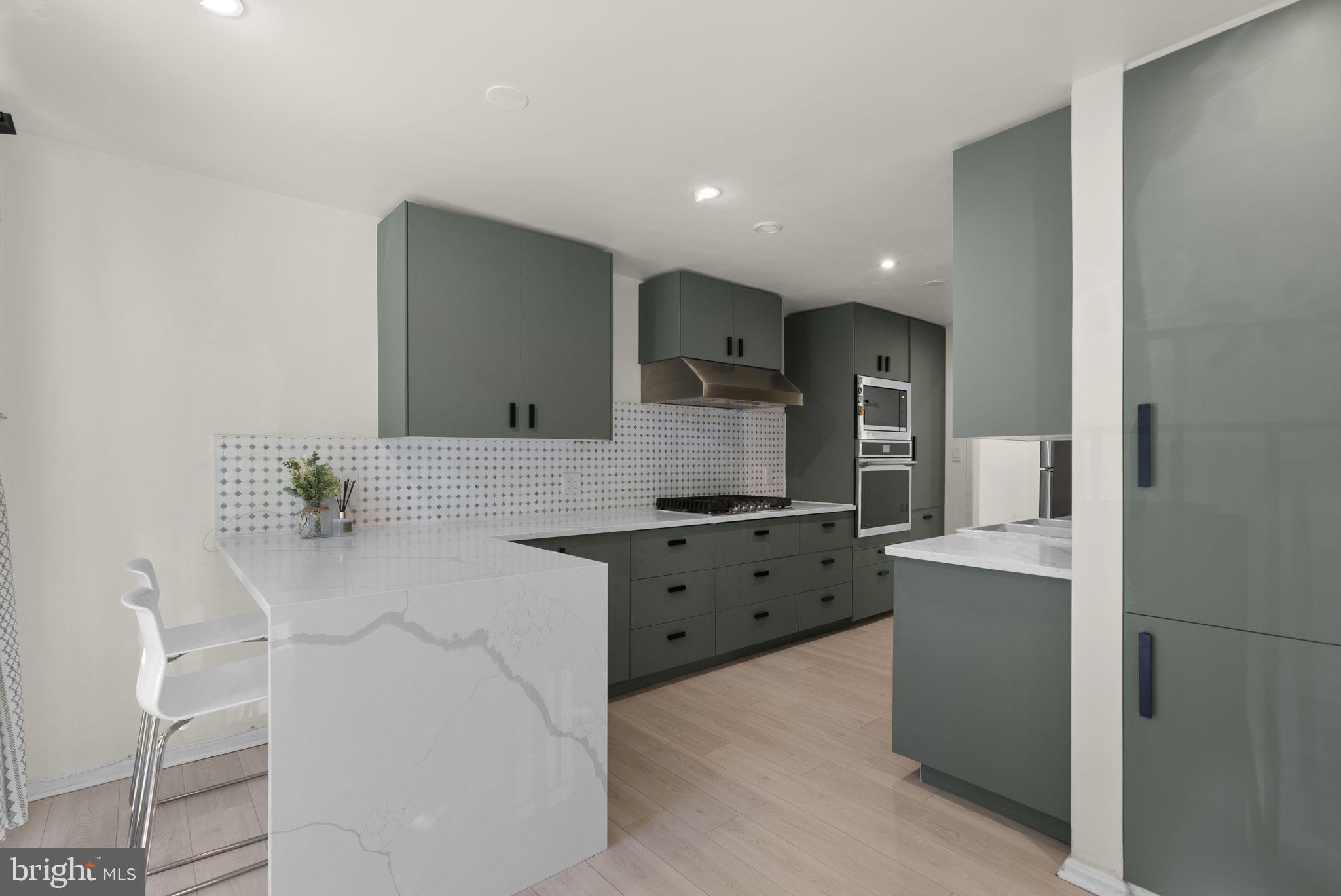 INVERNESS FOREST - Residential