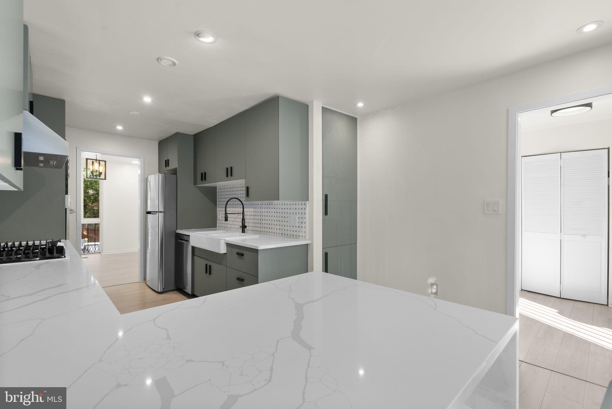 INVERNESS FOREST - Residential