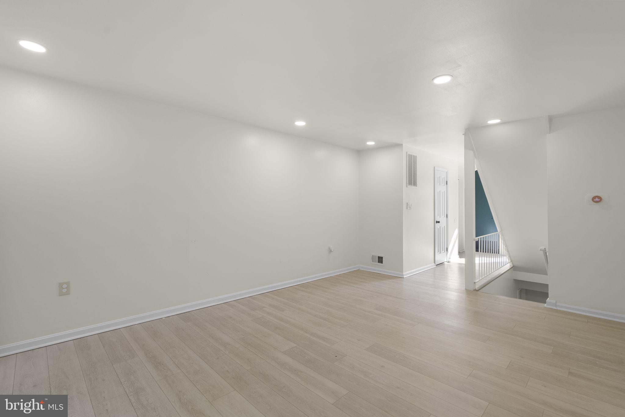 INVERNESS FOREST - Residential