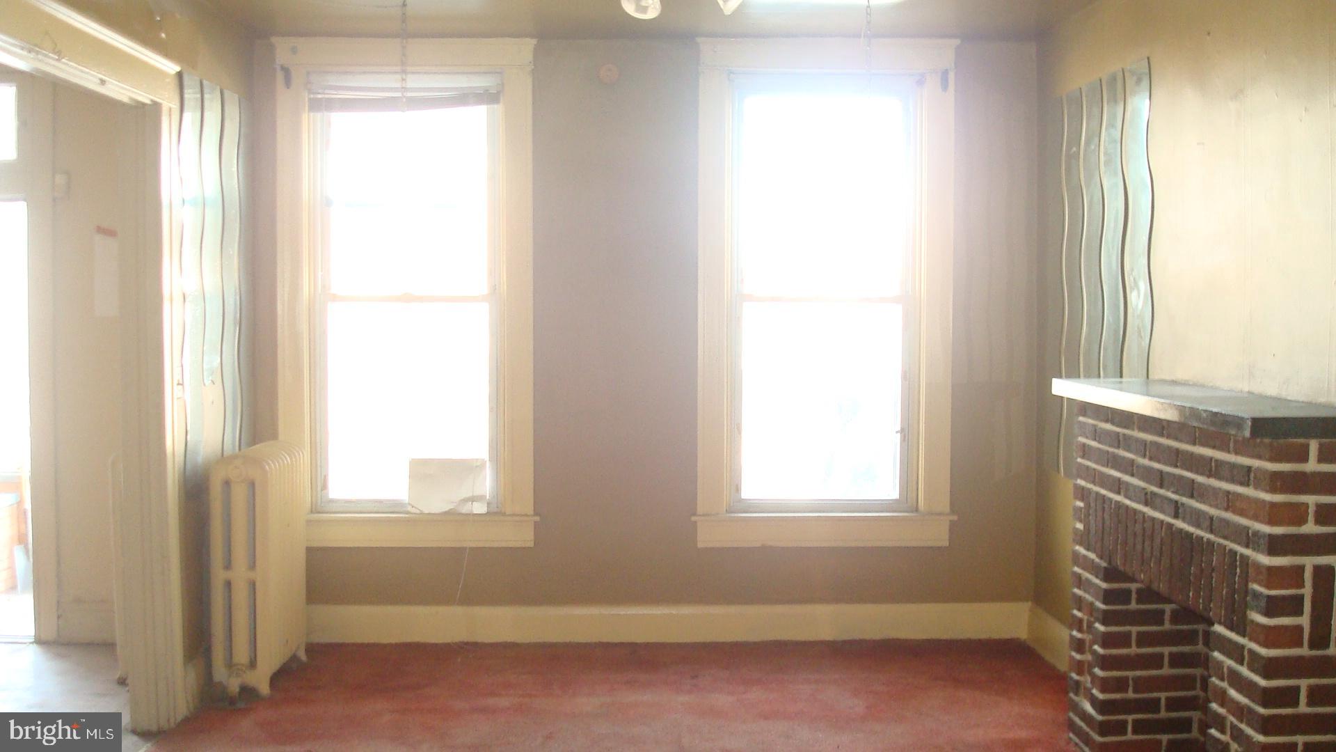 MONTEBELLO LAKE - Residential