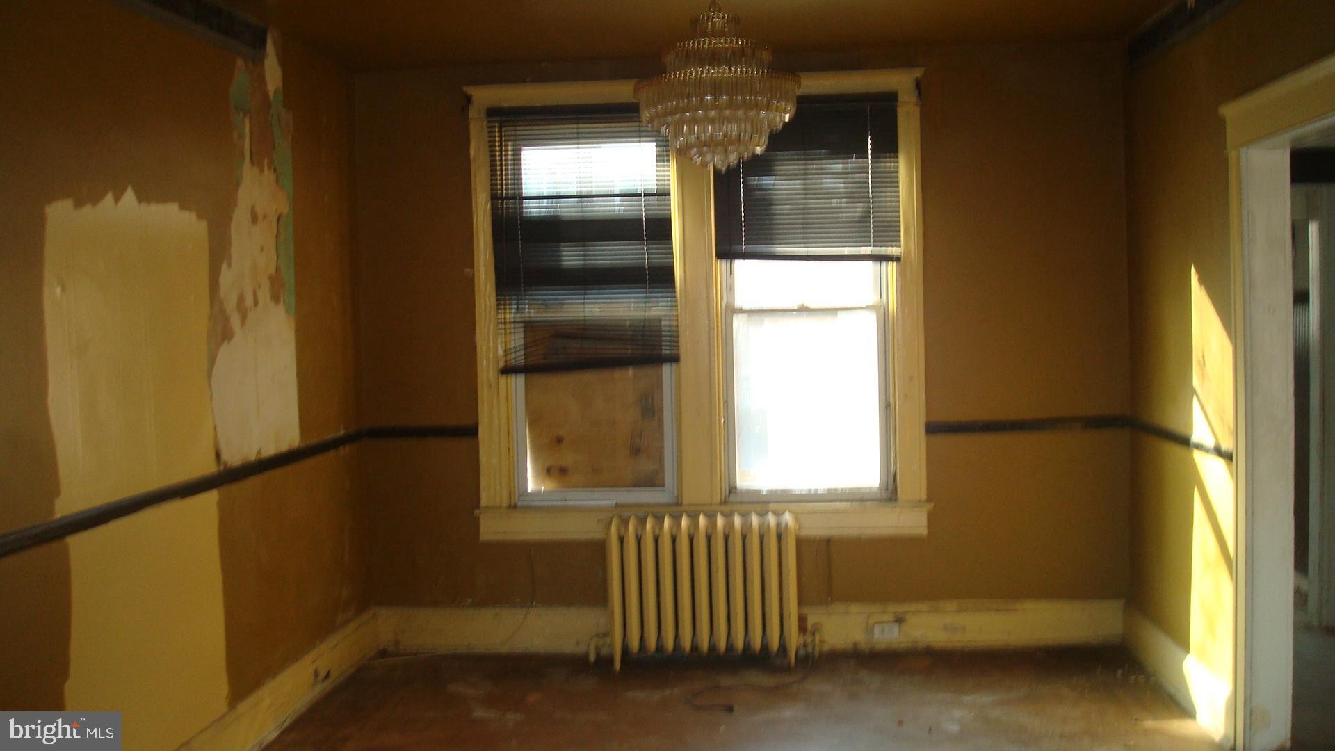 MONTEBELLO LAKE - Residential