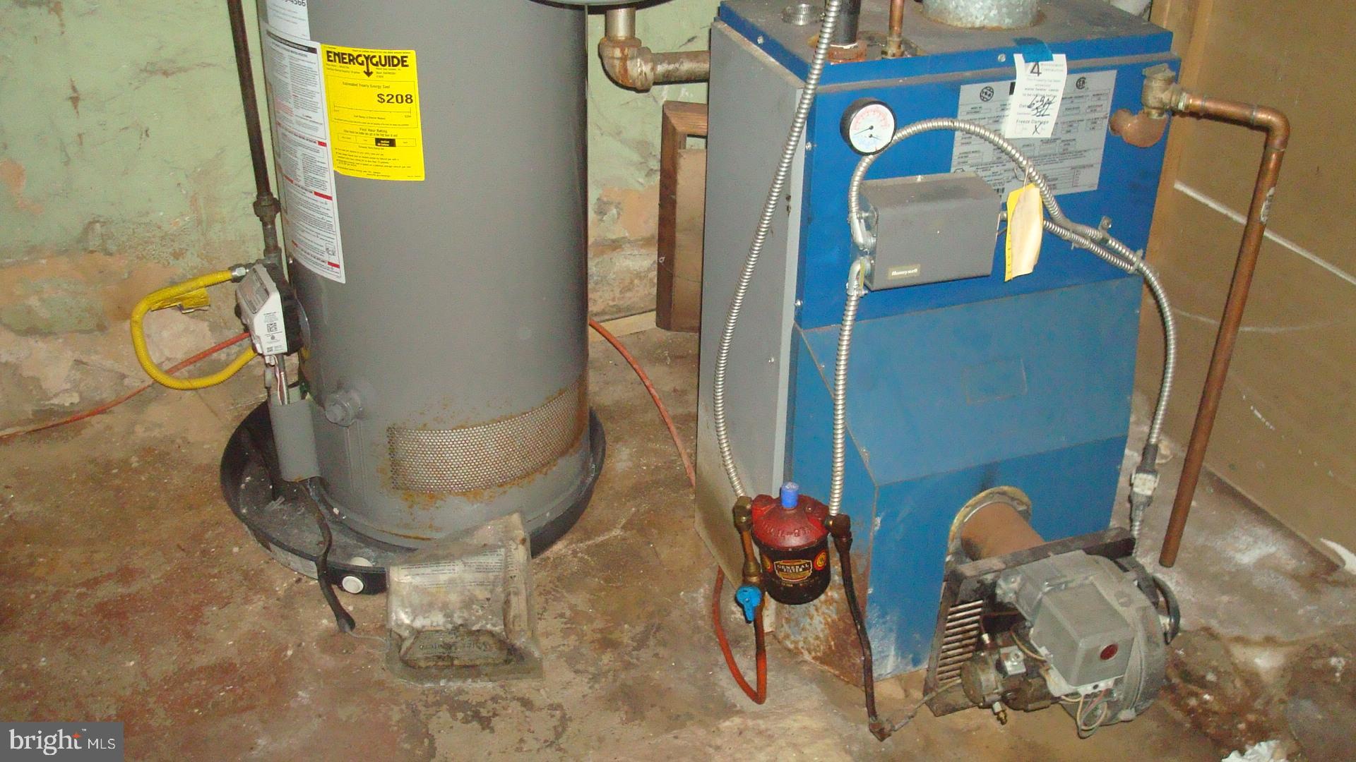 MONTEBELLO LAKE - Residential