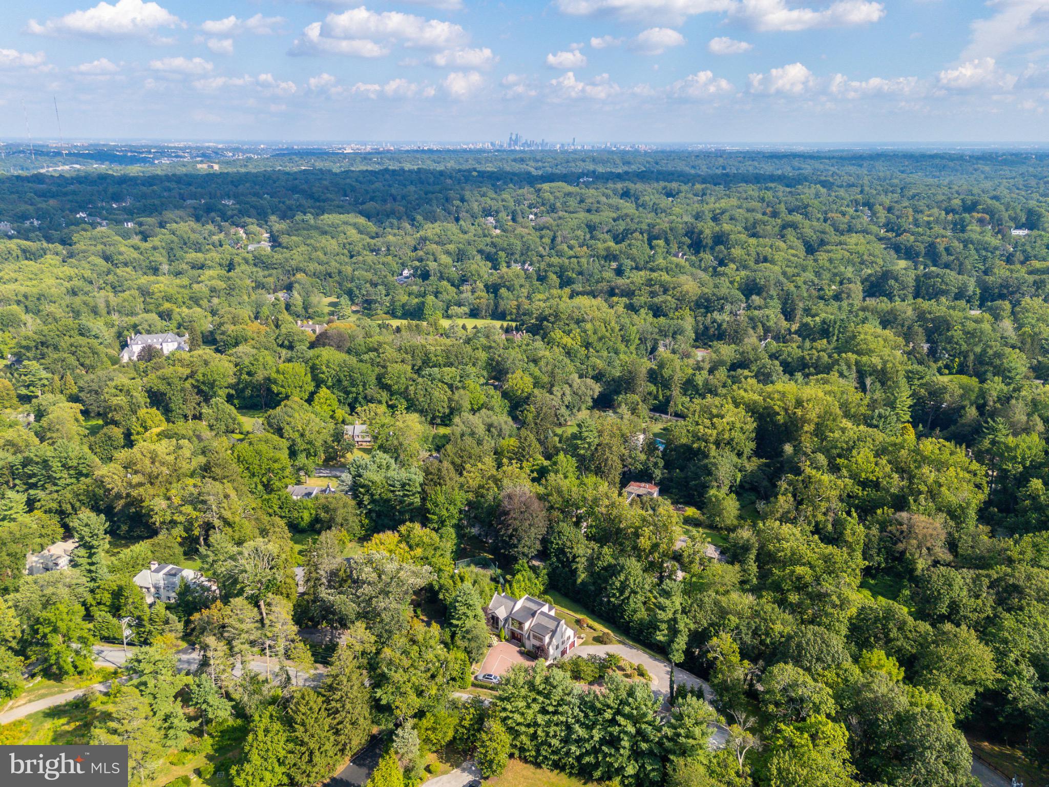 GLADWYNE - Residential