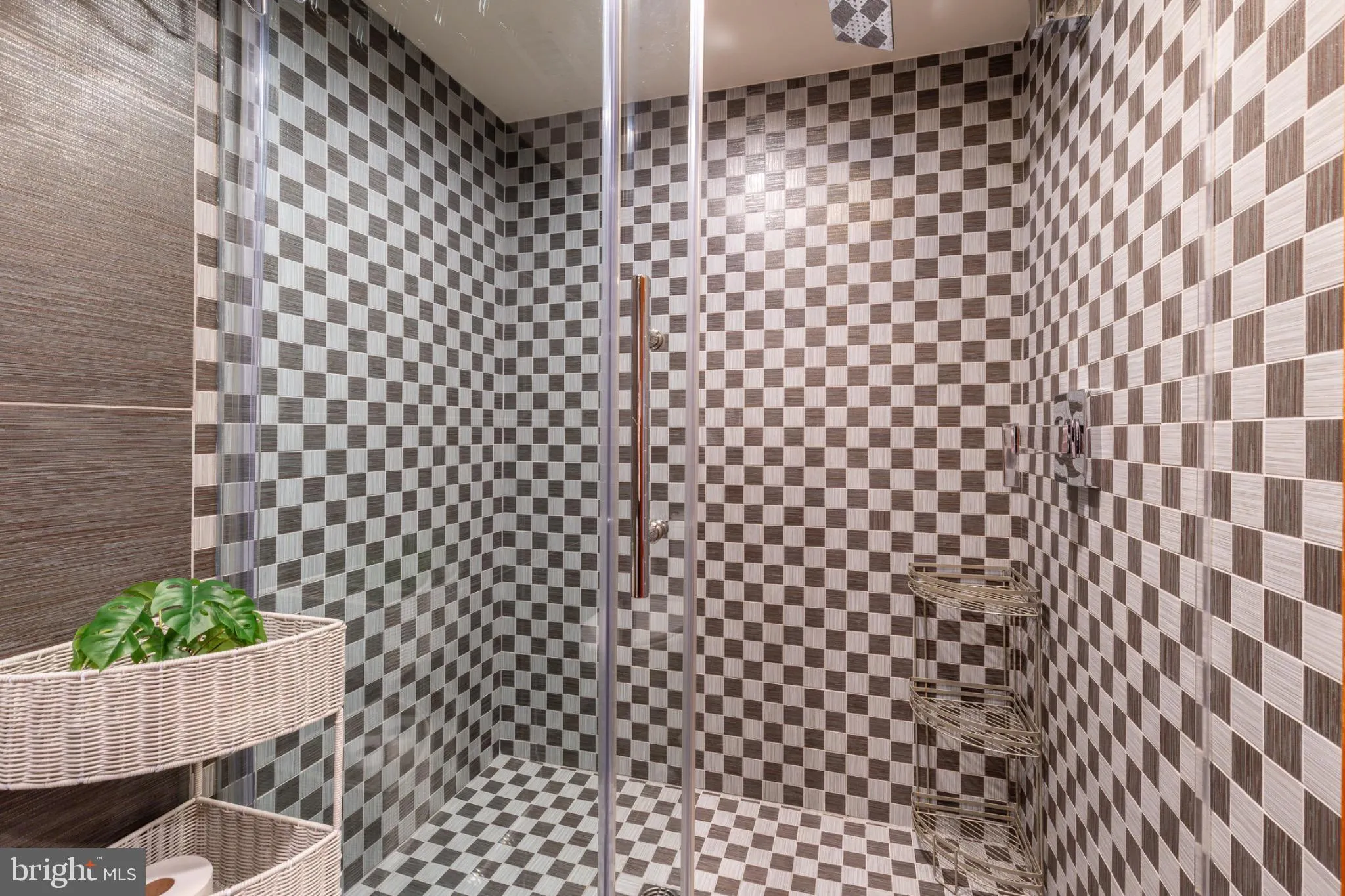 Gladwyne, Pennsylvania 19035, United States, 3 Bedrooms Bedrooms, ,4 BathroomsBathrooms,Residential,Active,191710