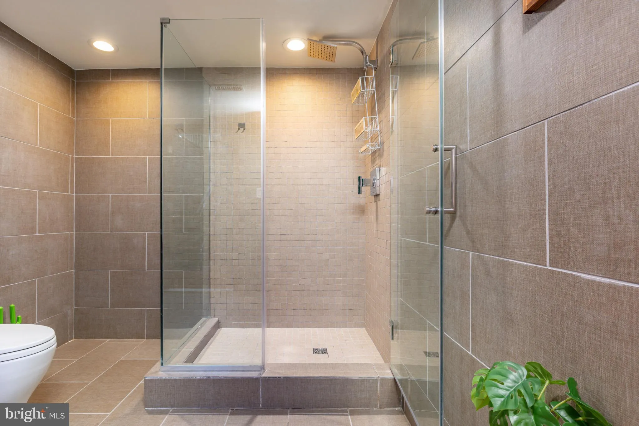 Gladwyne, Pennsylvania 19035, United States, 3 Bedrooms Bedrooms, ,4 BathroomsBathrooms,Residential,Active,191710