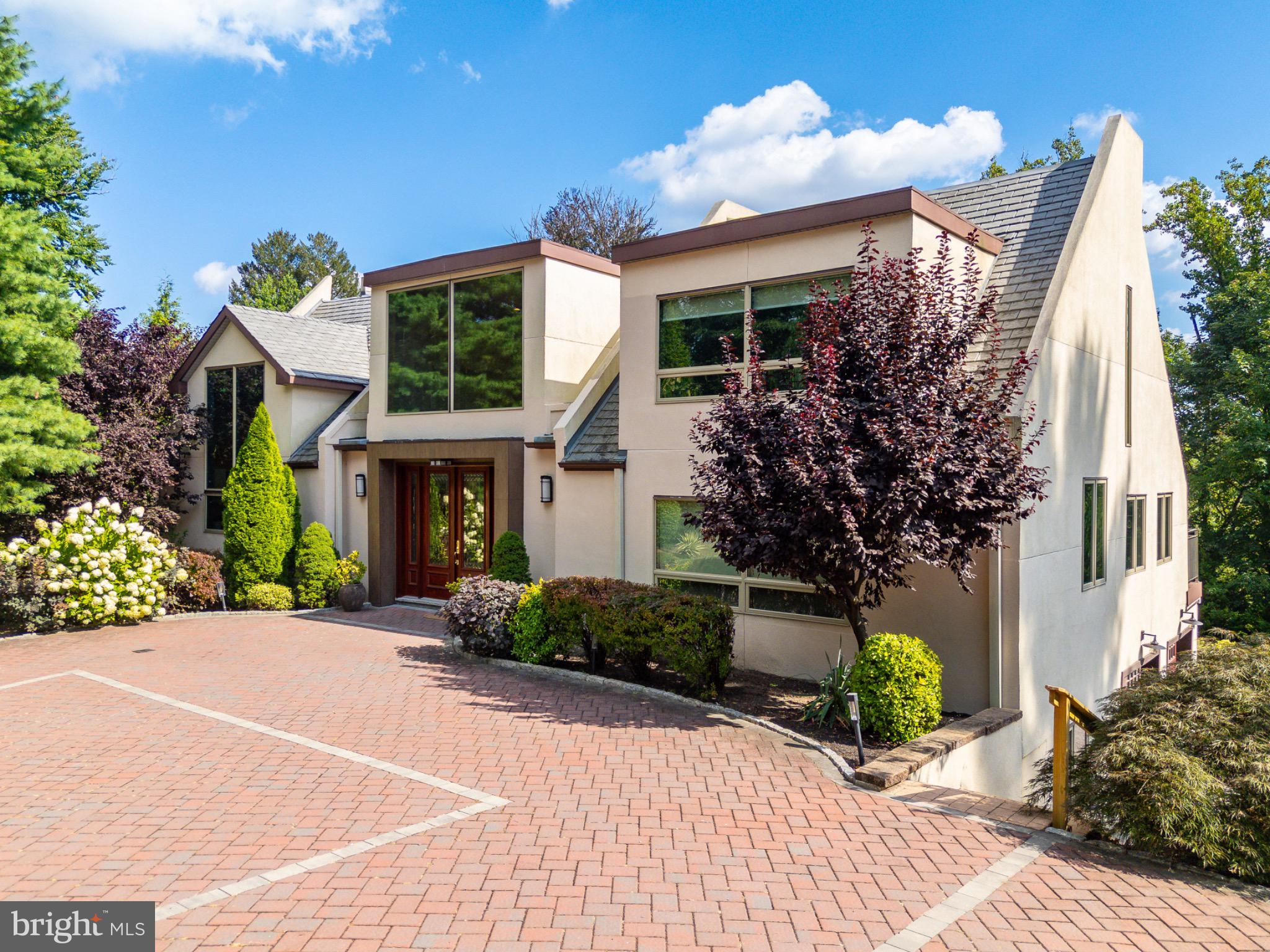 GLADWYNE - Residential