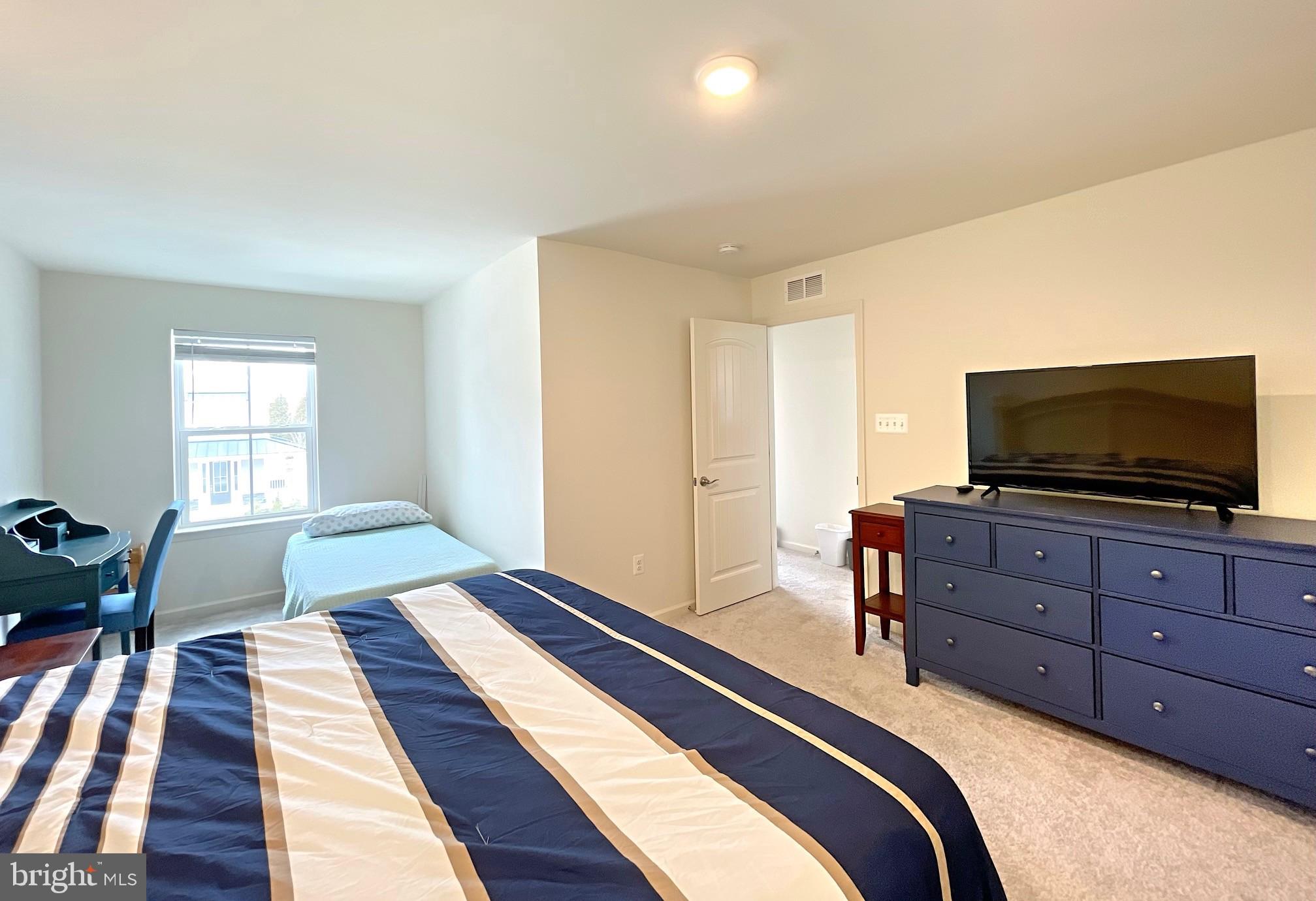 BAYSIDE - Residential