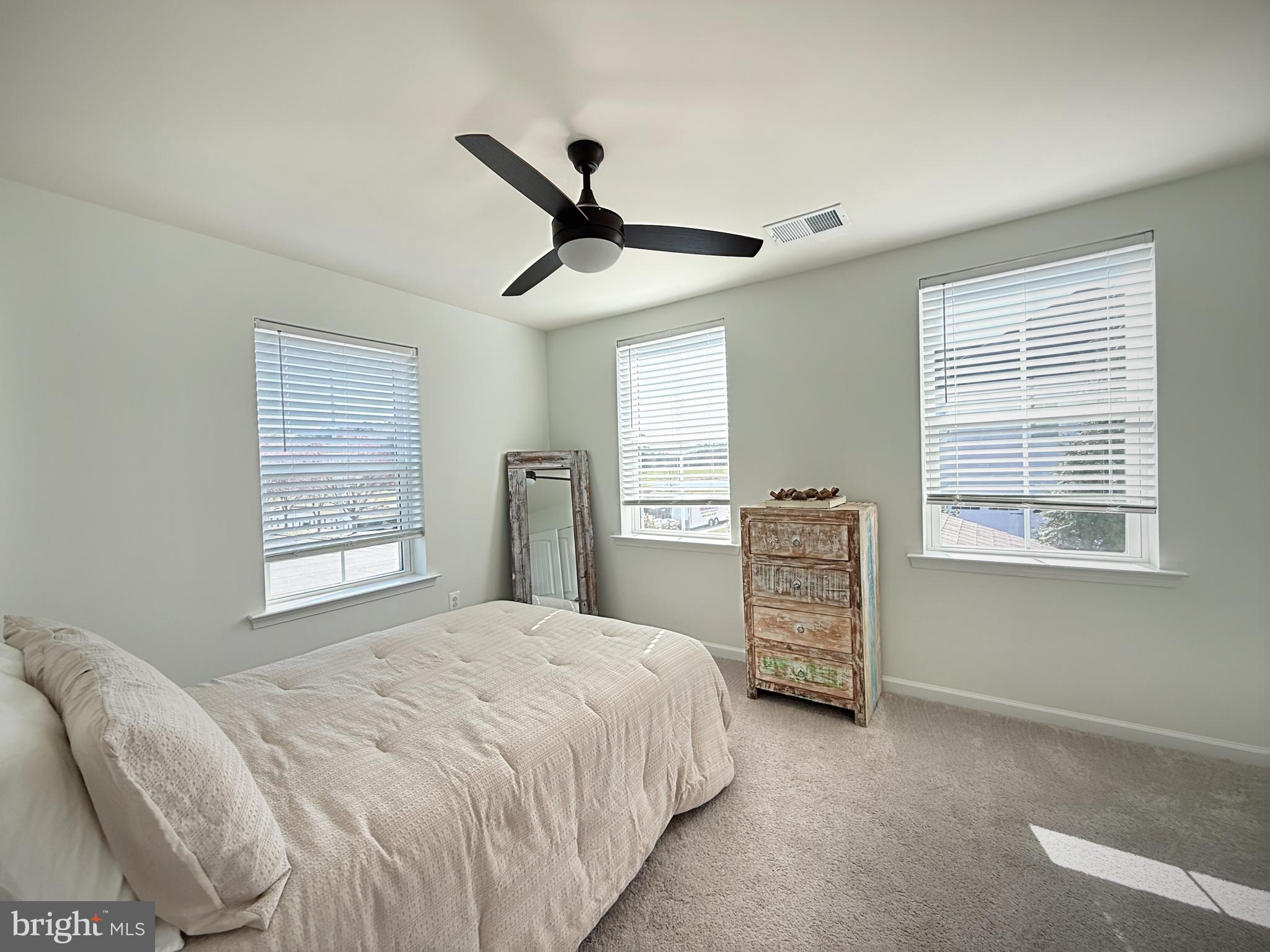 BAYSIDE - Residential