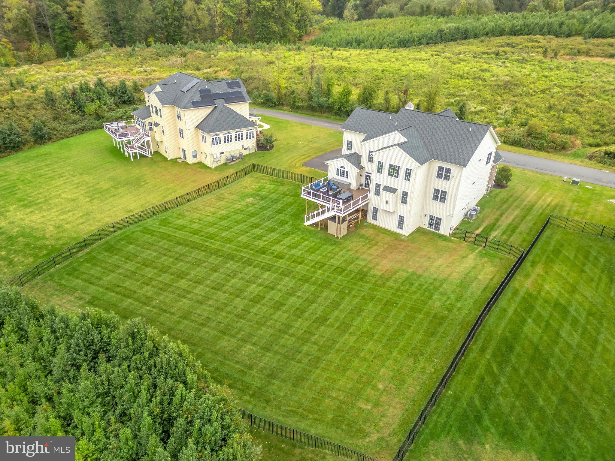 2803 MOORGRASS COURT