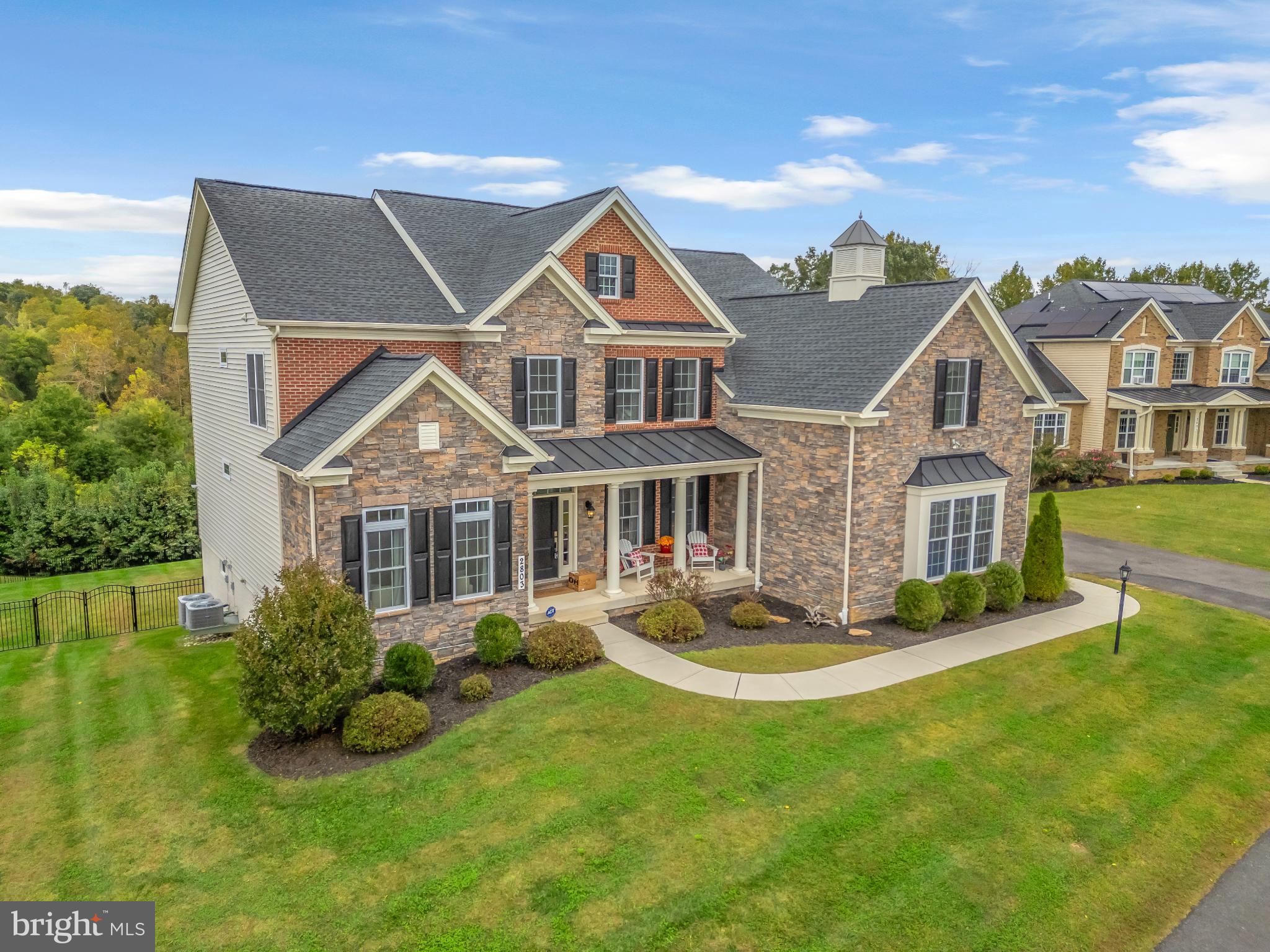 2803 MOORGRASS COURT