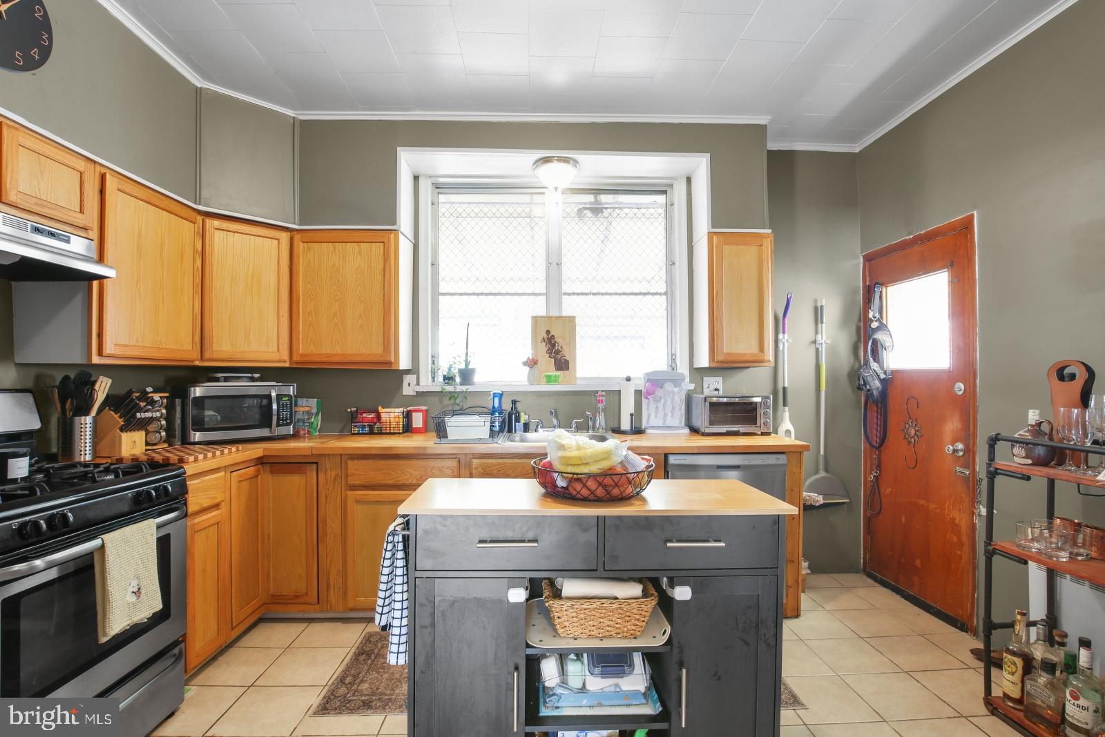 OLDE RICHMOND - Residential Lease