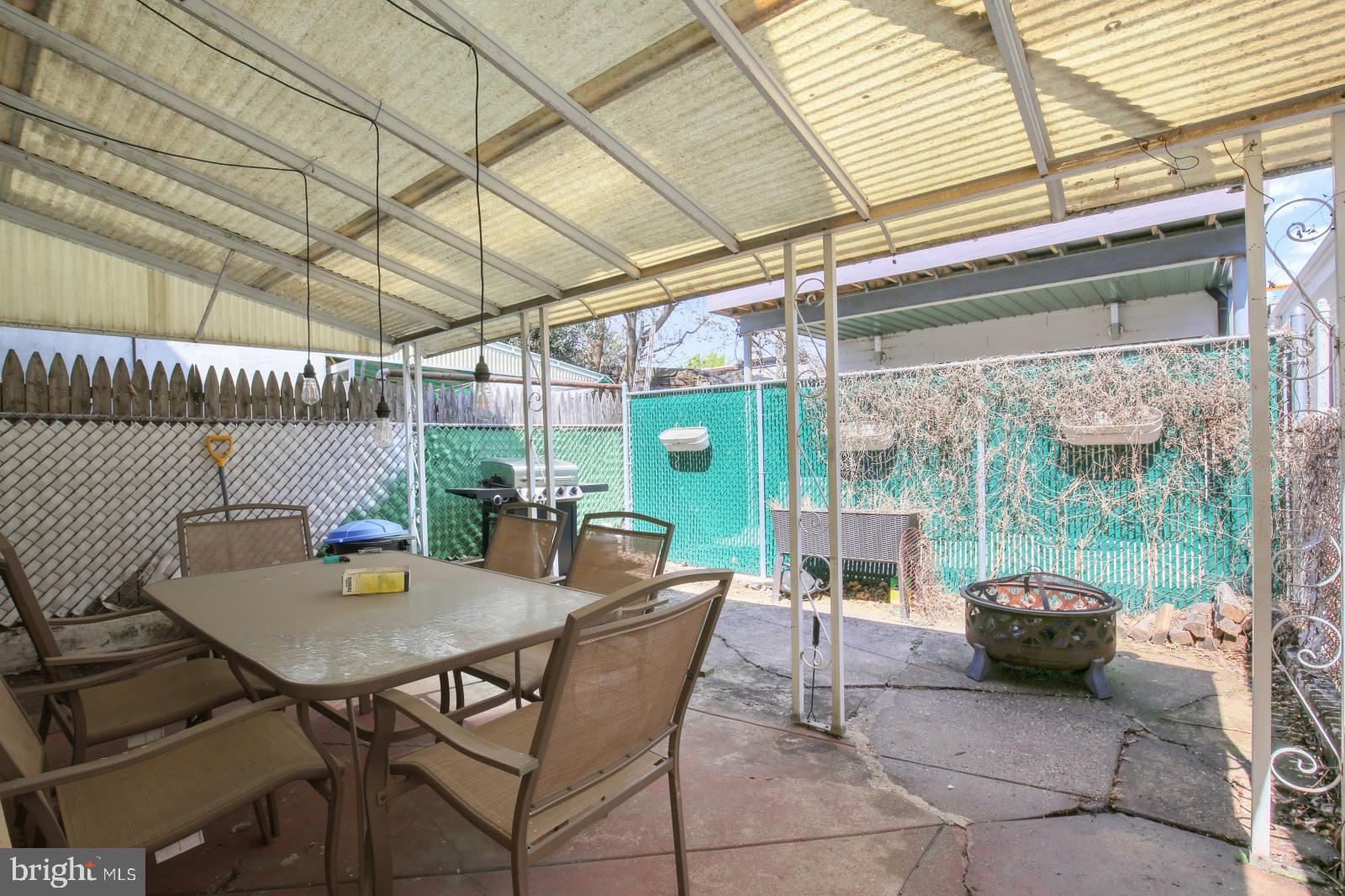 OLDE RICHMOND - Residential Lease