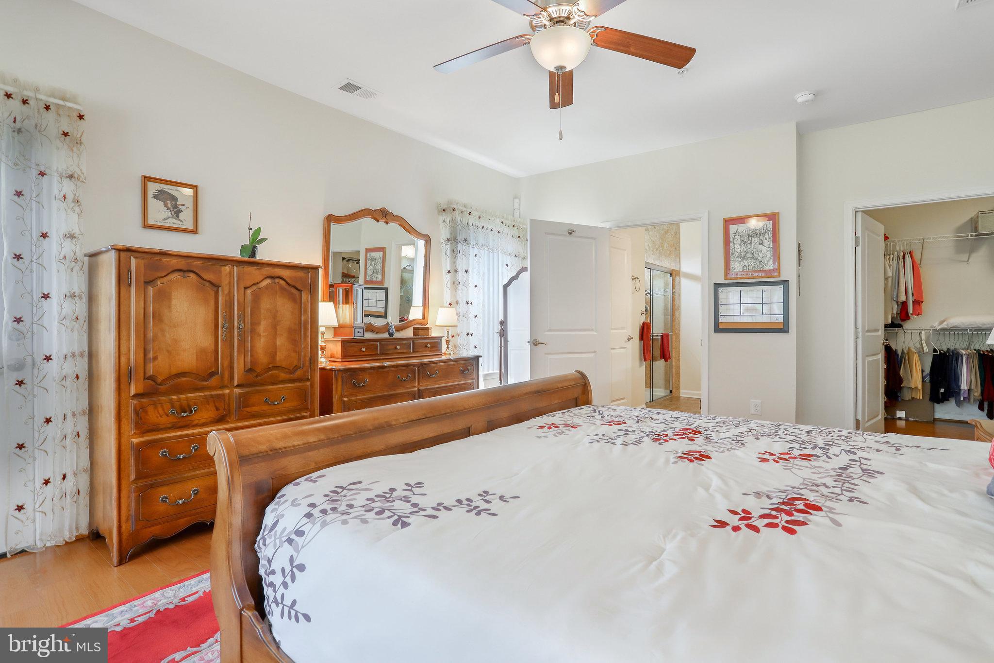 CENTRAL PARKE COLONIAL CHARLES - Residential