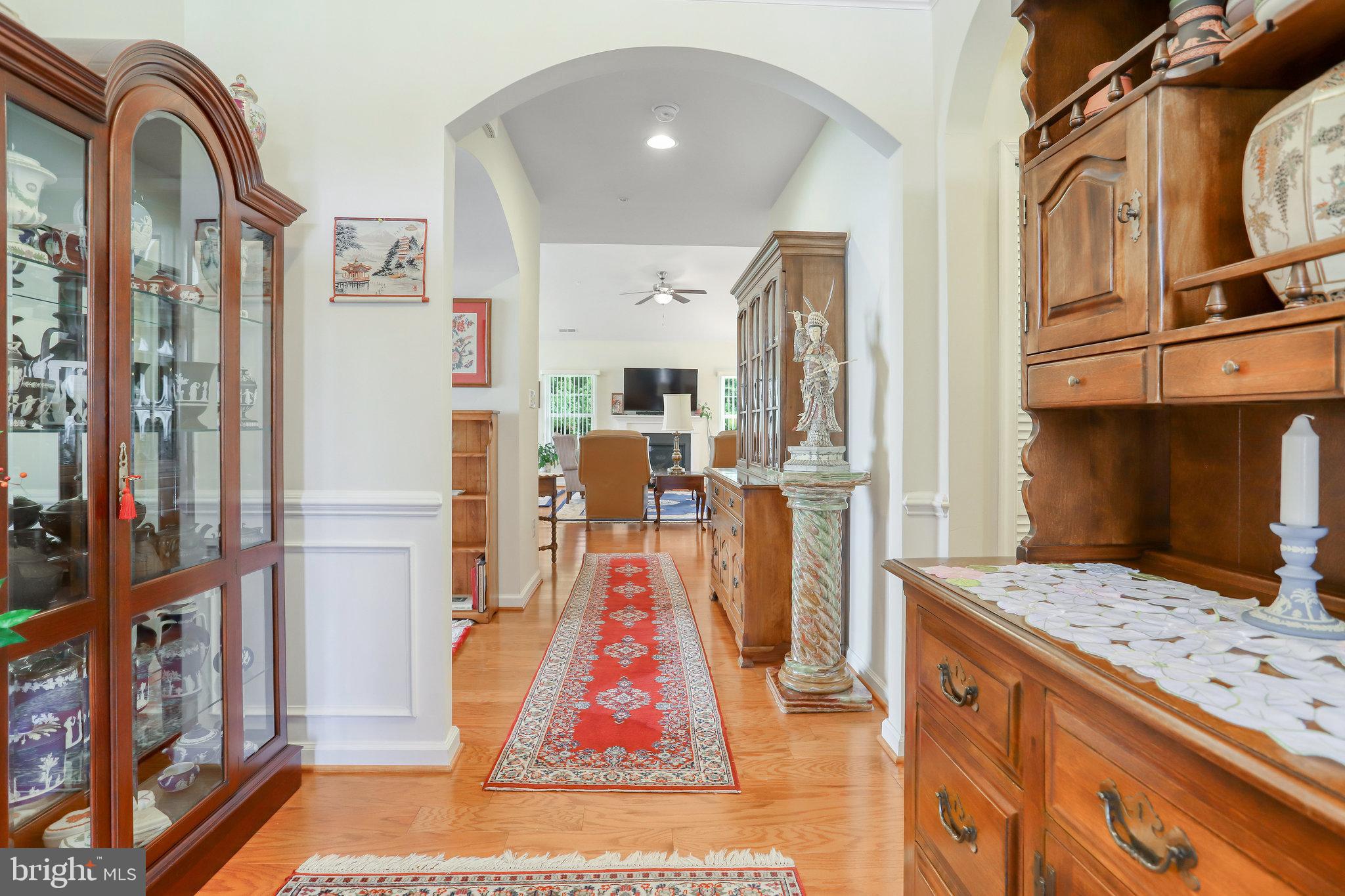 CENTRAL PARKE COLONIAL CHARLES - Residential