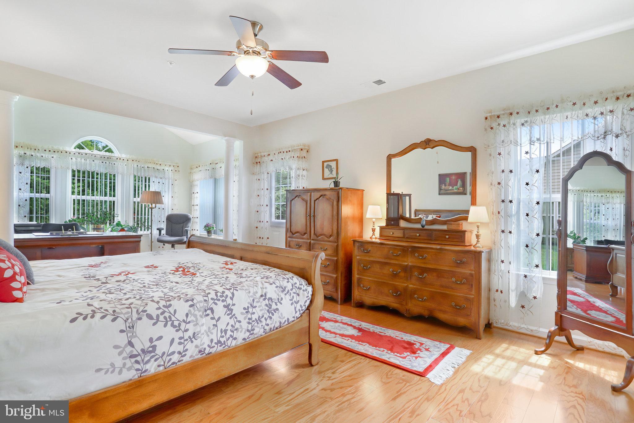 CENTRAL PARKE COLONIAL CHARLES - Residential