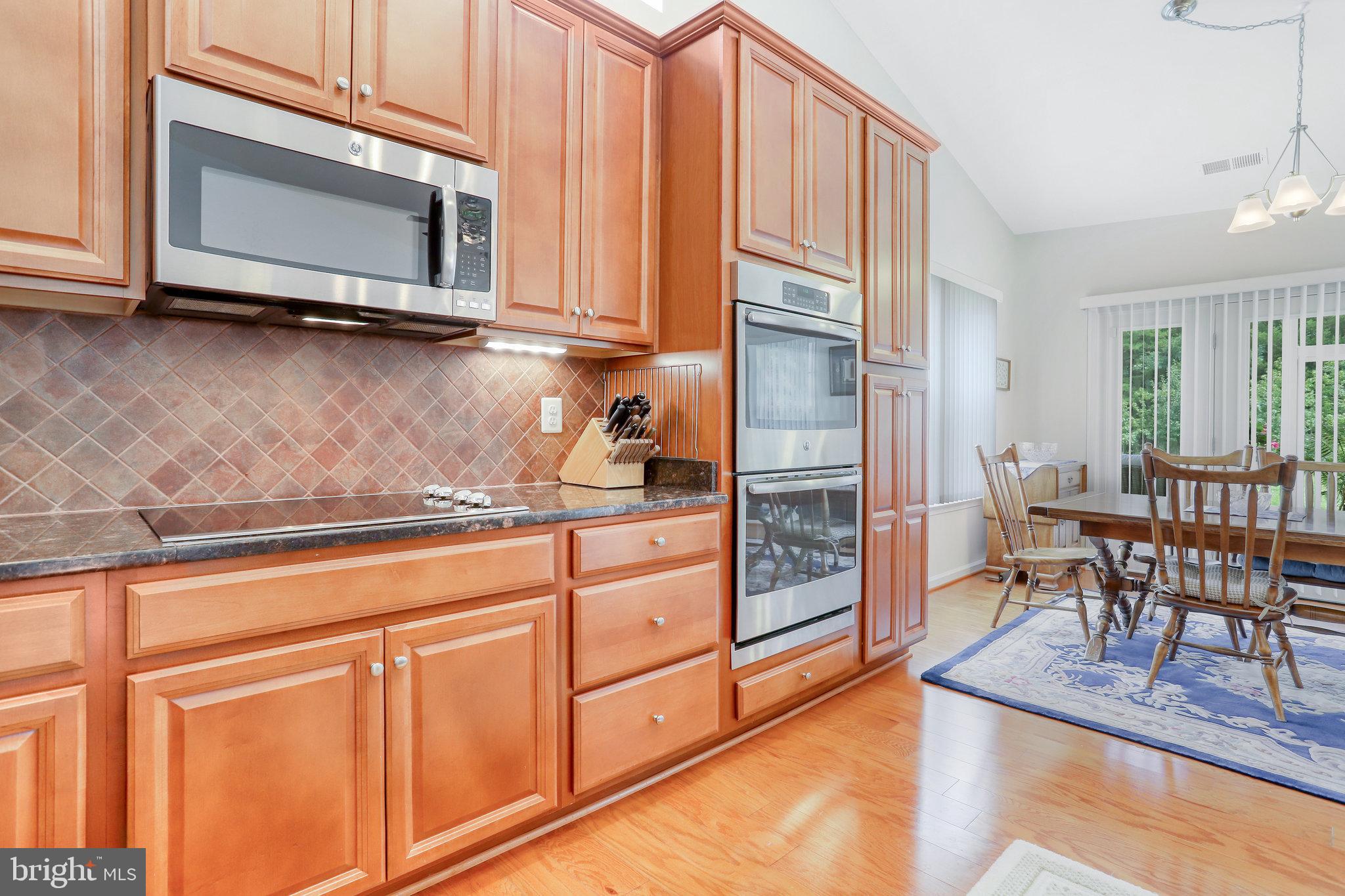 CENTRAL PARKE COLONIAL CHARLES - Residential