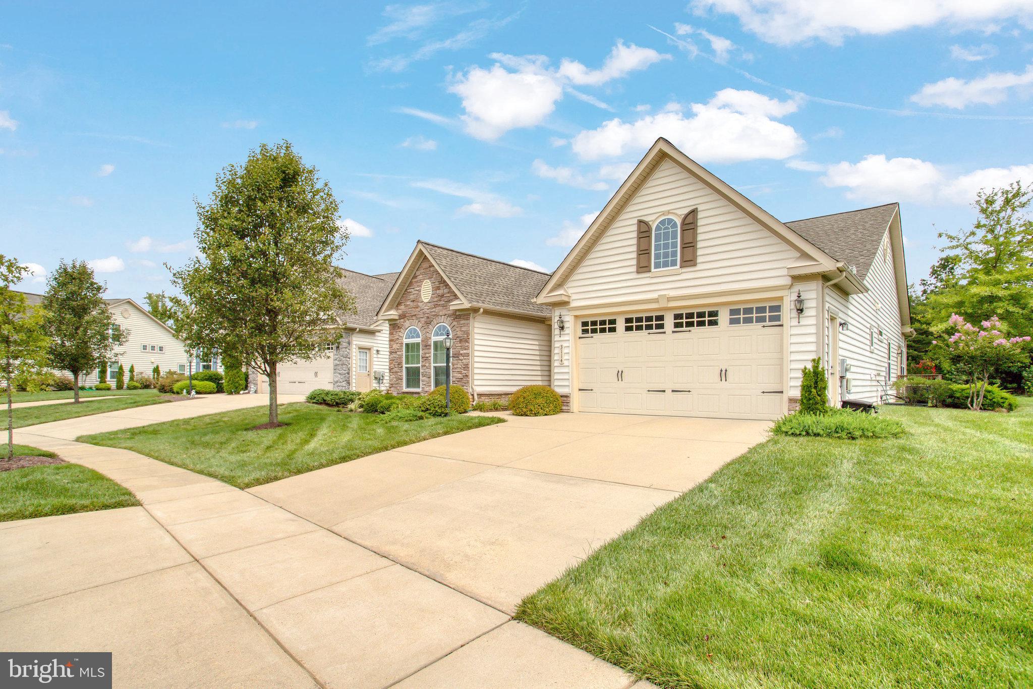 CENTRAL PARKE COLONIAL CHARLES - Residential