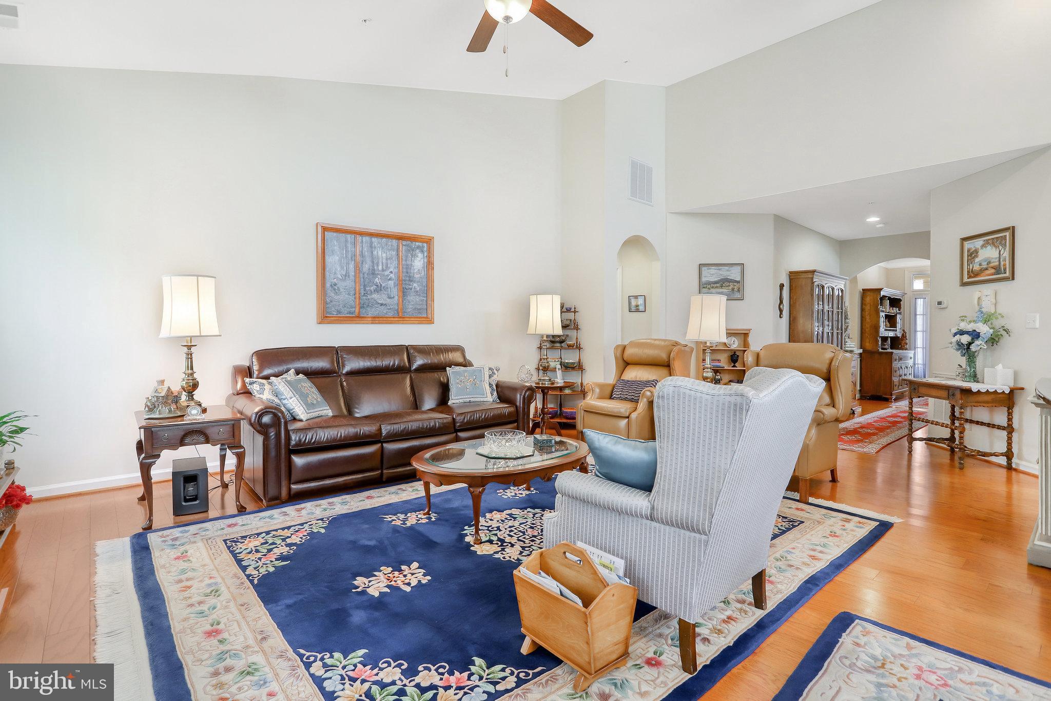 CENTRAL PARKE COLONIAL CHARLES - Residential