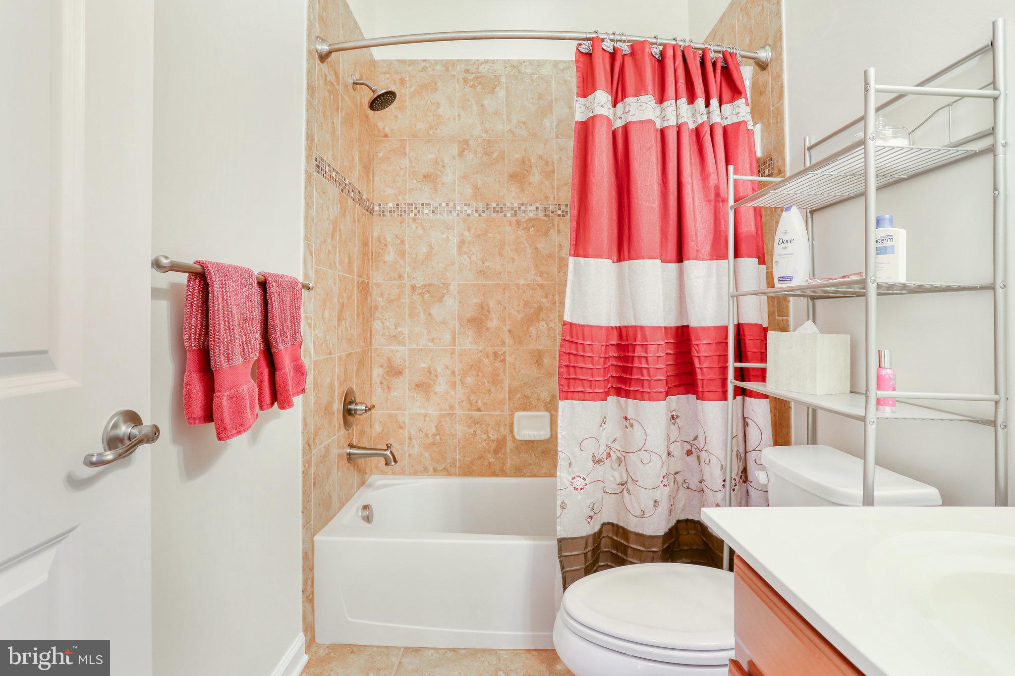 CENTRAL PARKE COLONIAL CHARLES - Residential