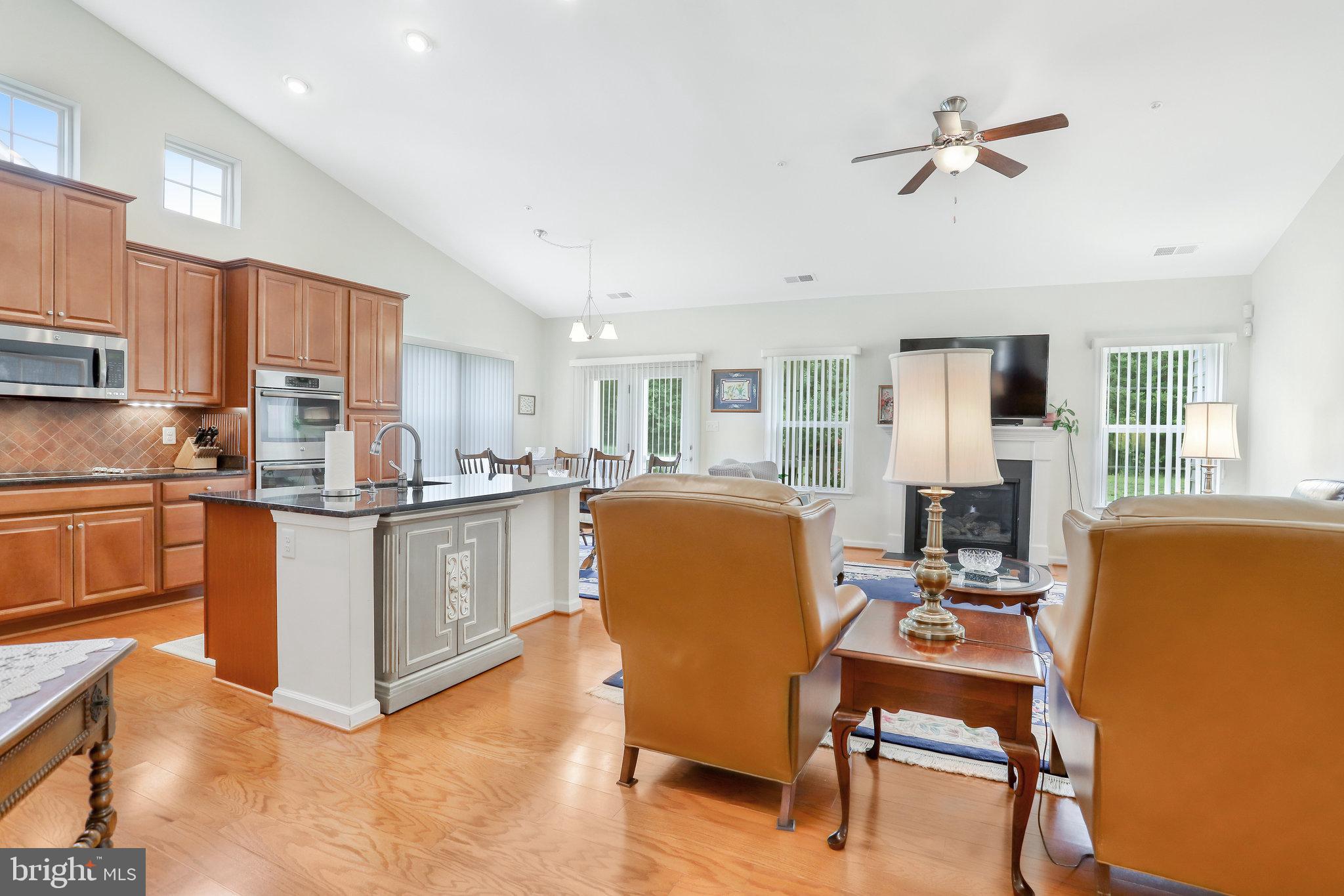 CENTRAL PARKE COLONIAL CHARLES - Residential